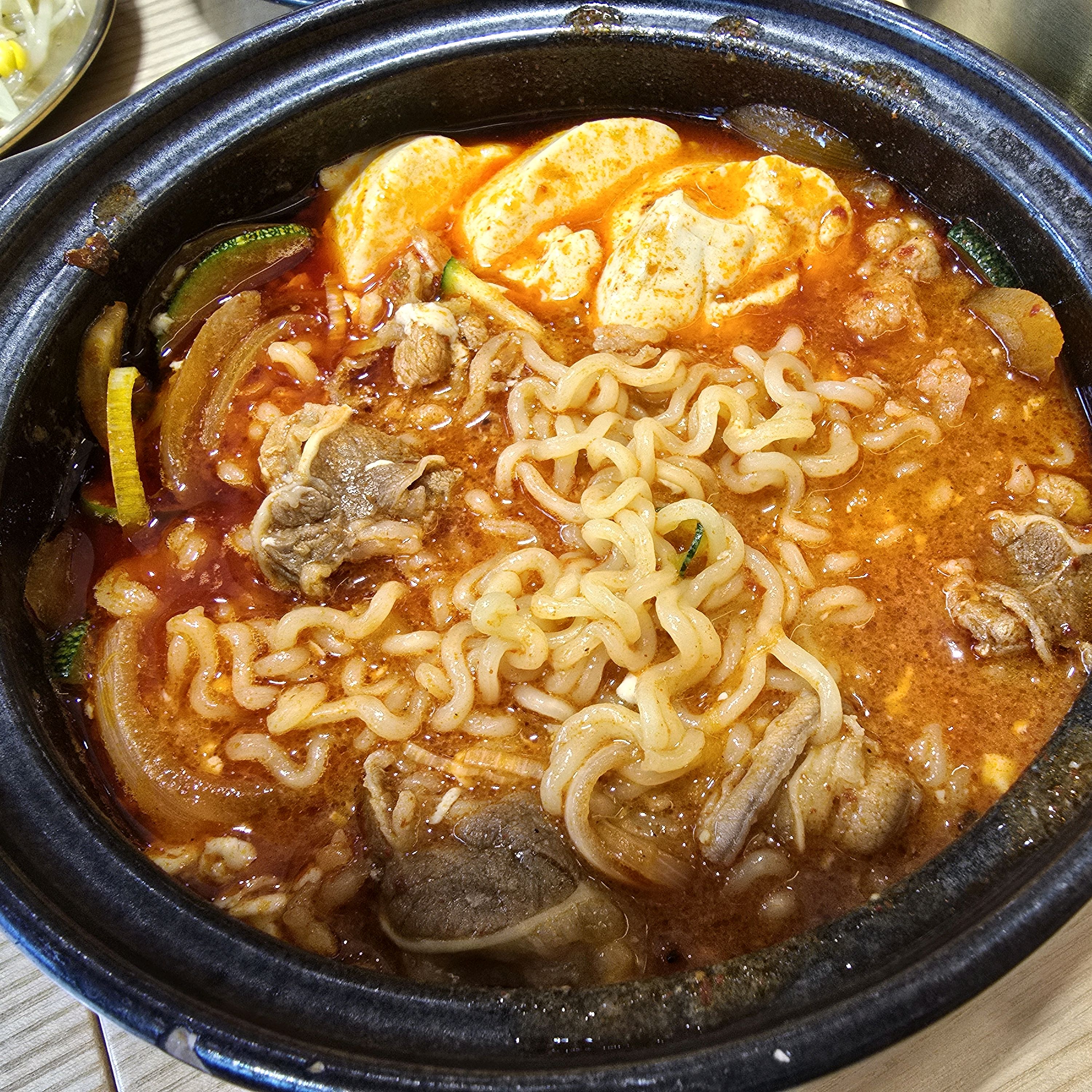 [홍대입구역 맛집 밥장인 홍대점] 직접 가본 로컬 리뷰