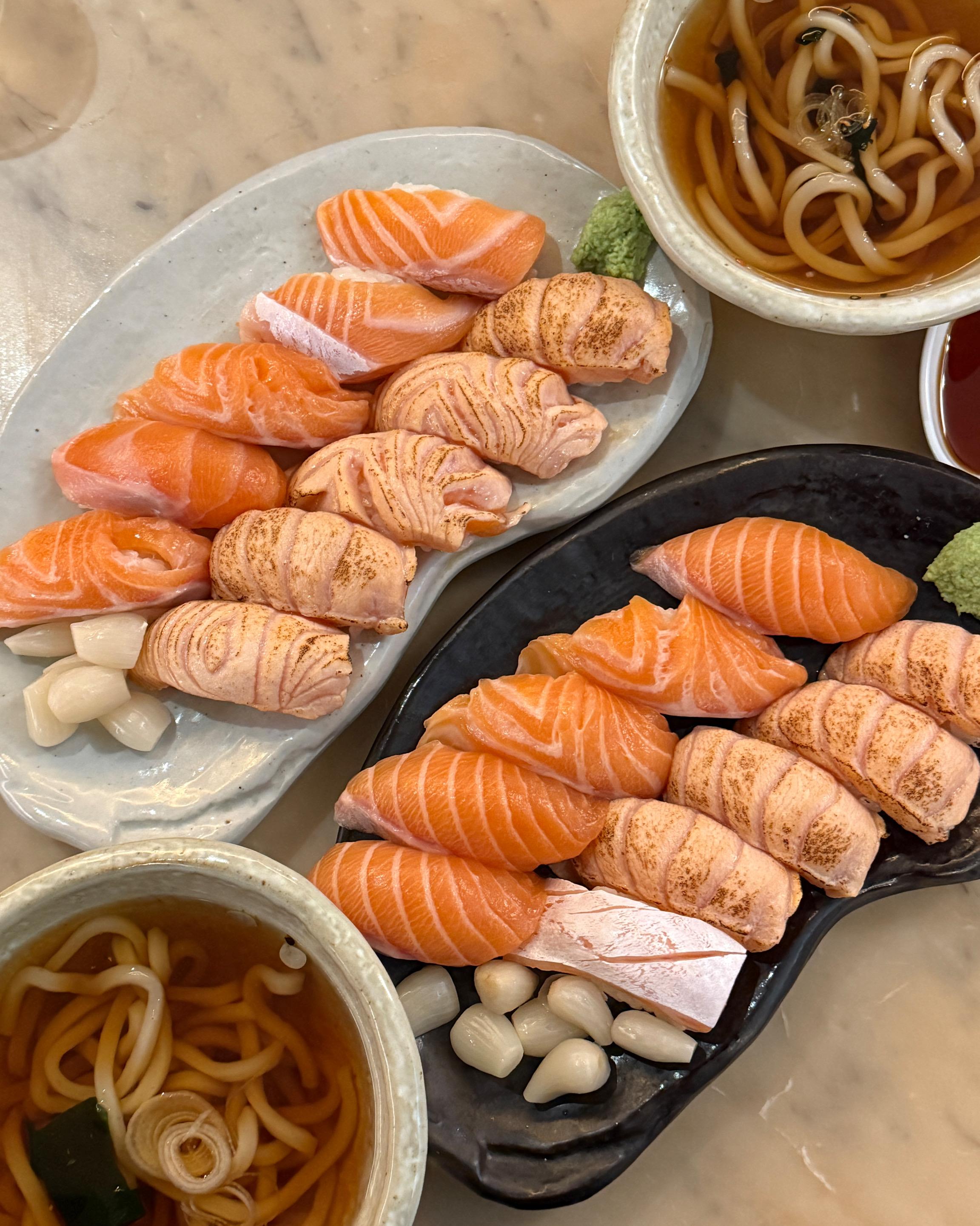도마29 먹으려고 대구 놀러간건데 다녀오길 잘했네요! 진짜 연어도 두툼하고 우동도 너무 맛