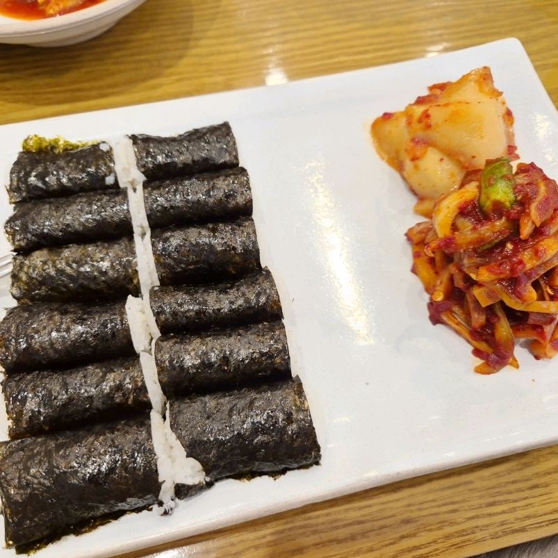 서현역 맛집 미가 들깨수제비 충무김밥 본점 내돈내산 최신리뷰