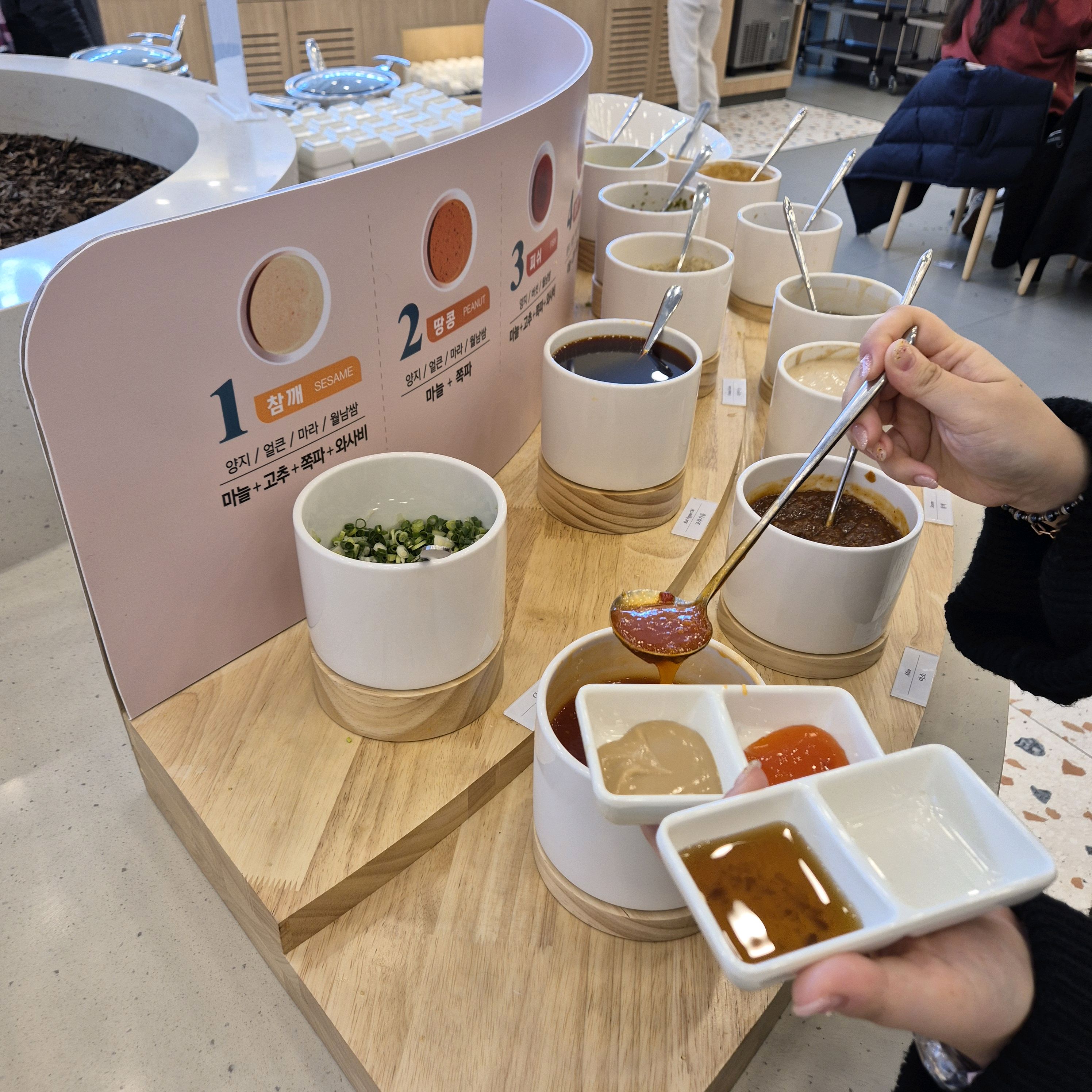 소고기를 무제한으로 즐길 수 있어서 좋았어요 - 양주 삼숭동 맛집 샤브올데이 양주삼숭점