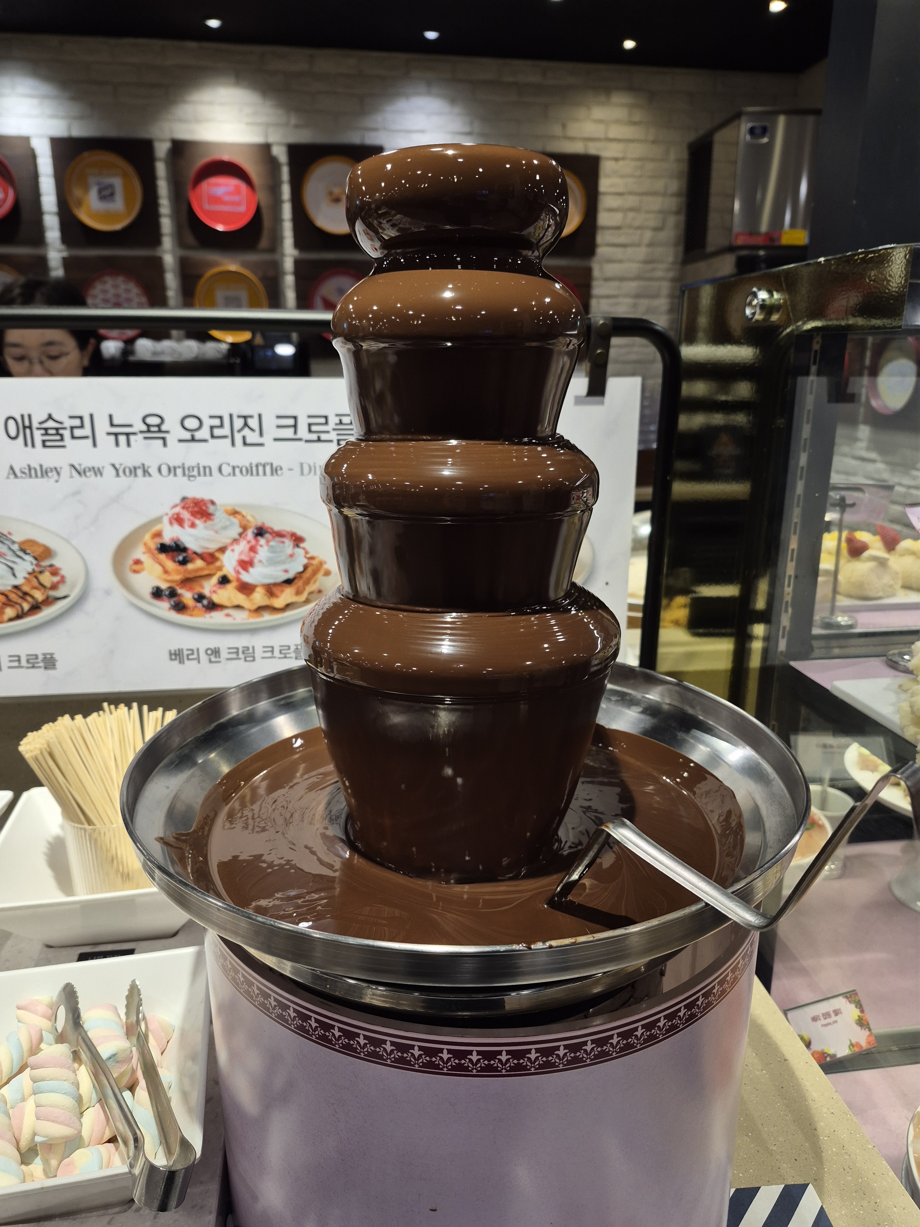 지금은 끝났지만 딸기축제때 갔는데 타코가 정말맛있고 딸기 원없이먹었습니다 - 구월동 맛집 애슐리퀸즈 뉴코아 인천점