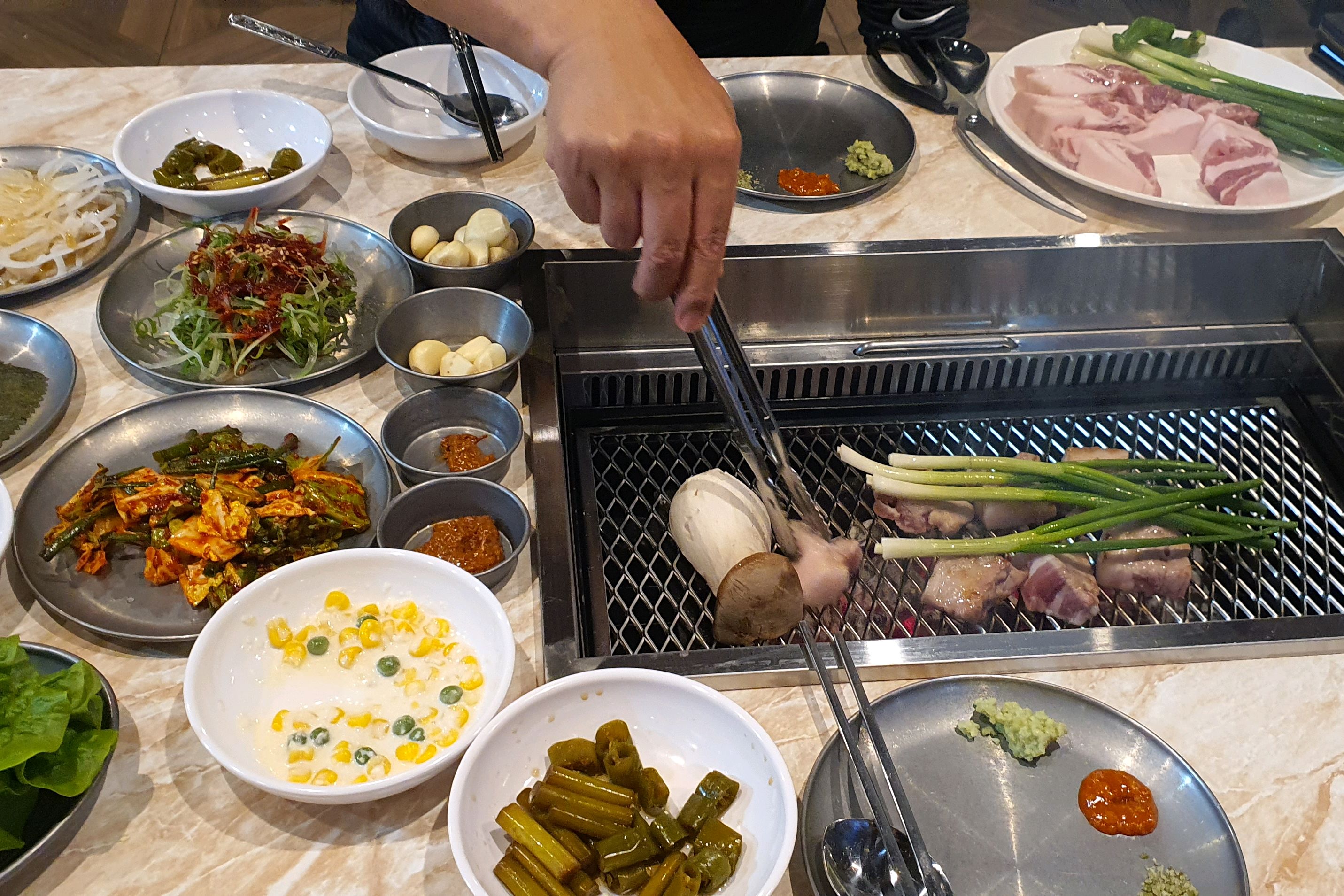 맛있고 친절해요~ - 제주 맛집 포크80 제주공항점