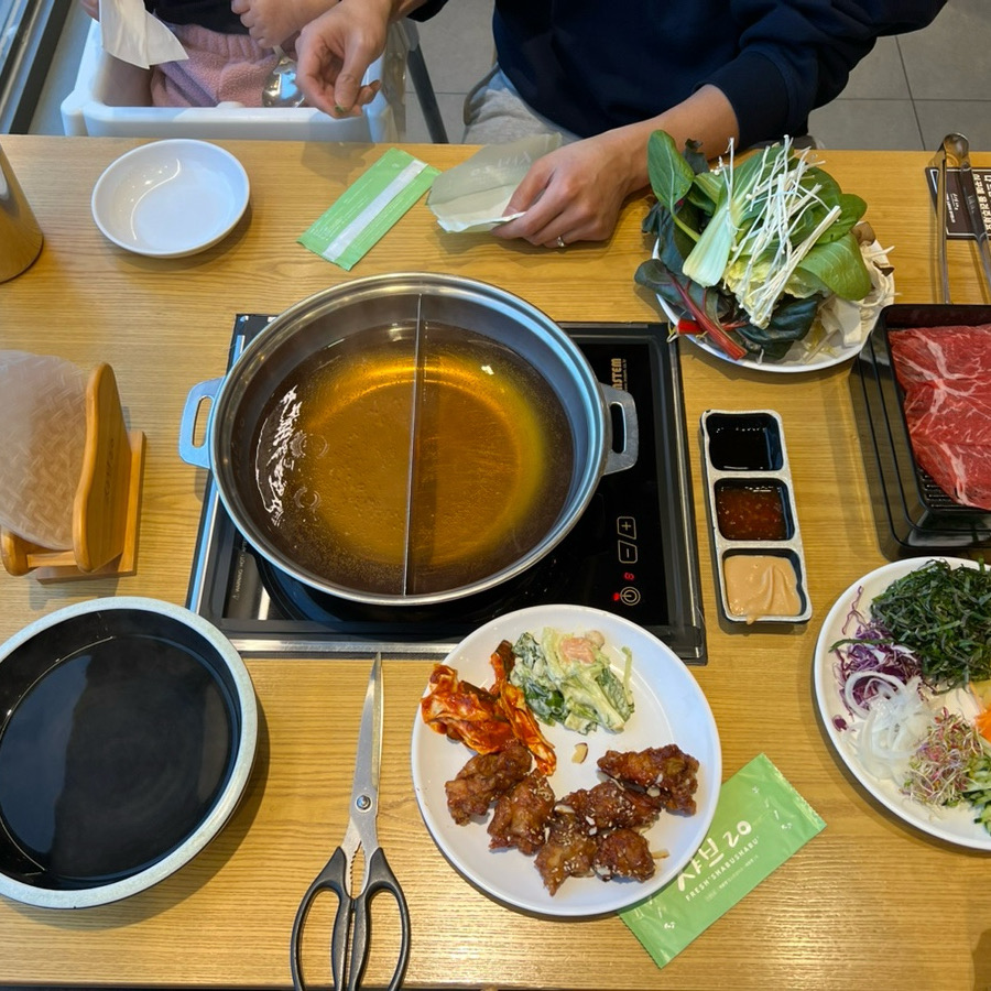 화명동 대표샤브샤브맛집이라 가족들이랑 종종 가는데 - 부산 화명동 맛집 샤브20 부산화명점