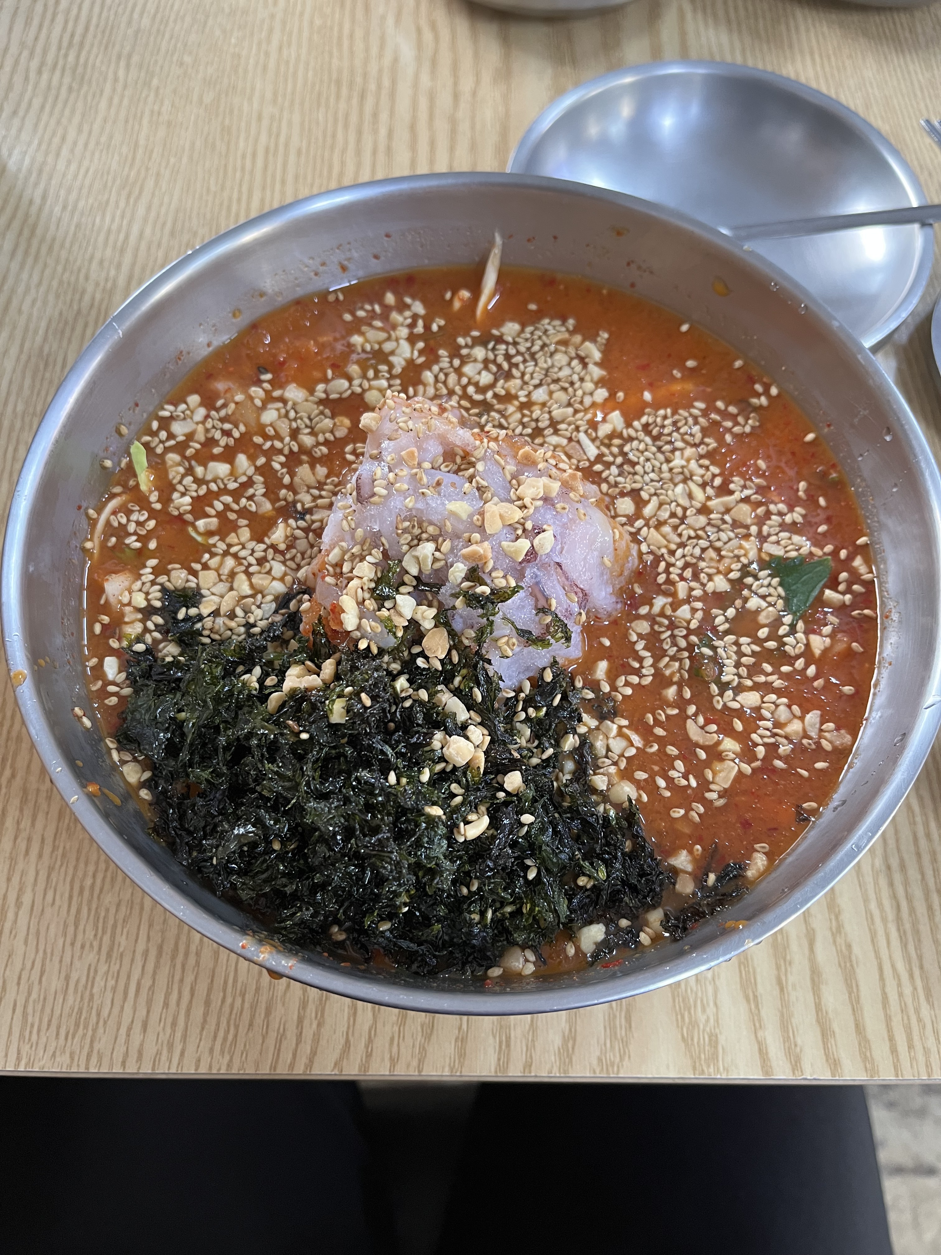 칼국수집이지만 물회시킴 맛있어요 한그릇 순삭 - 제주 맛집 협재칼국수
