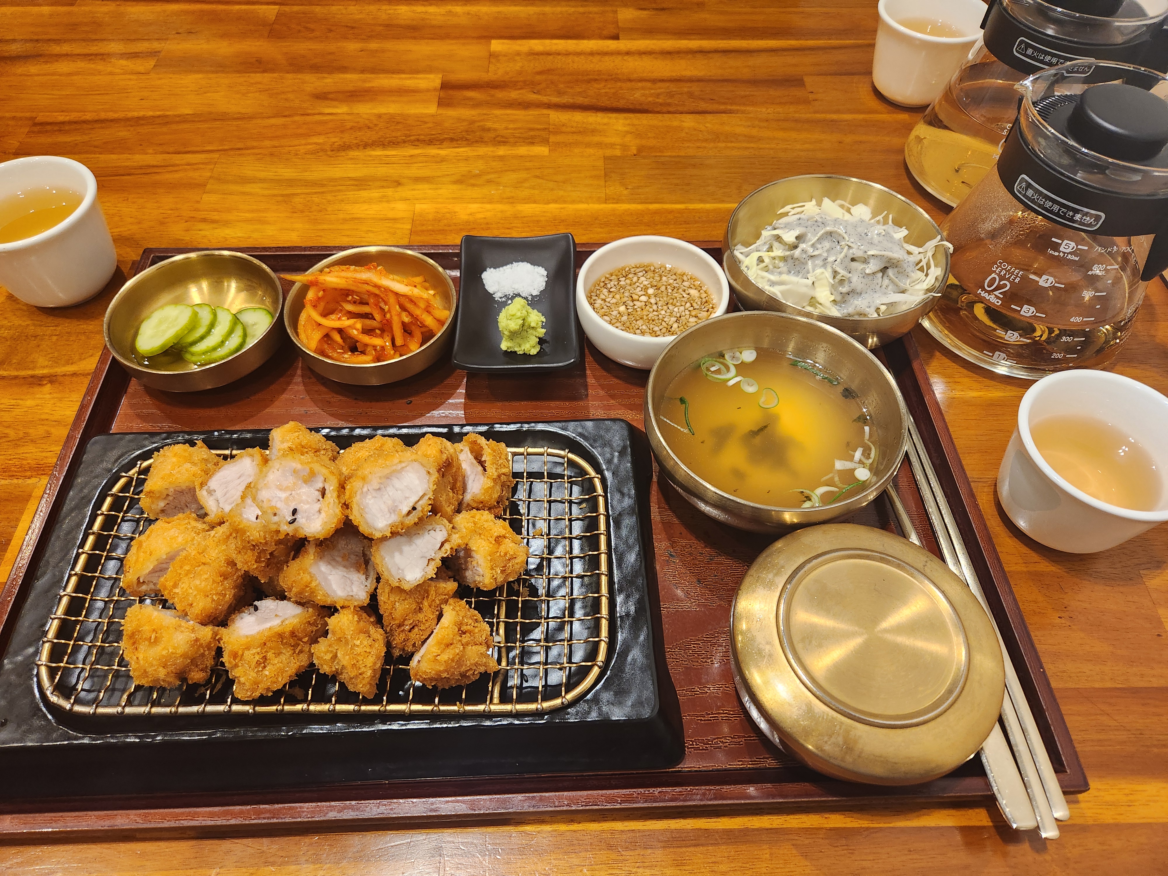 일반적인 돈카츠 와 달라서 새롭고 맛있게 먹었어요 - 대전 맛집 숯불돈까스