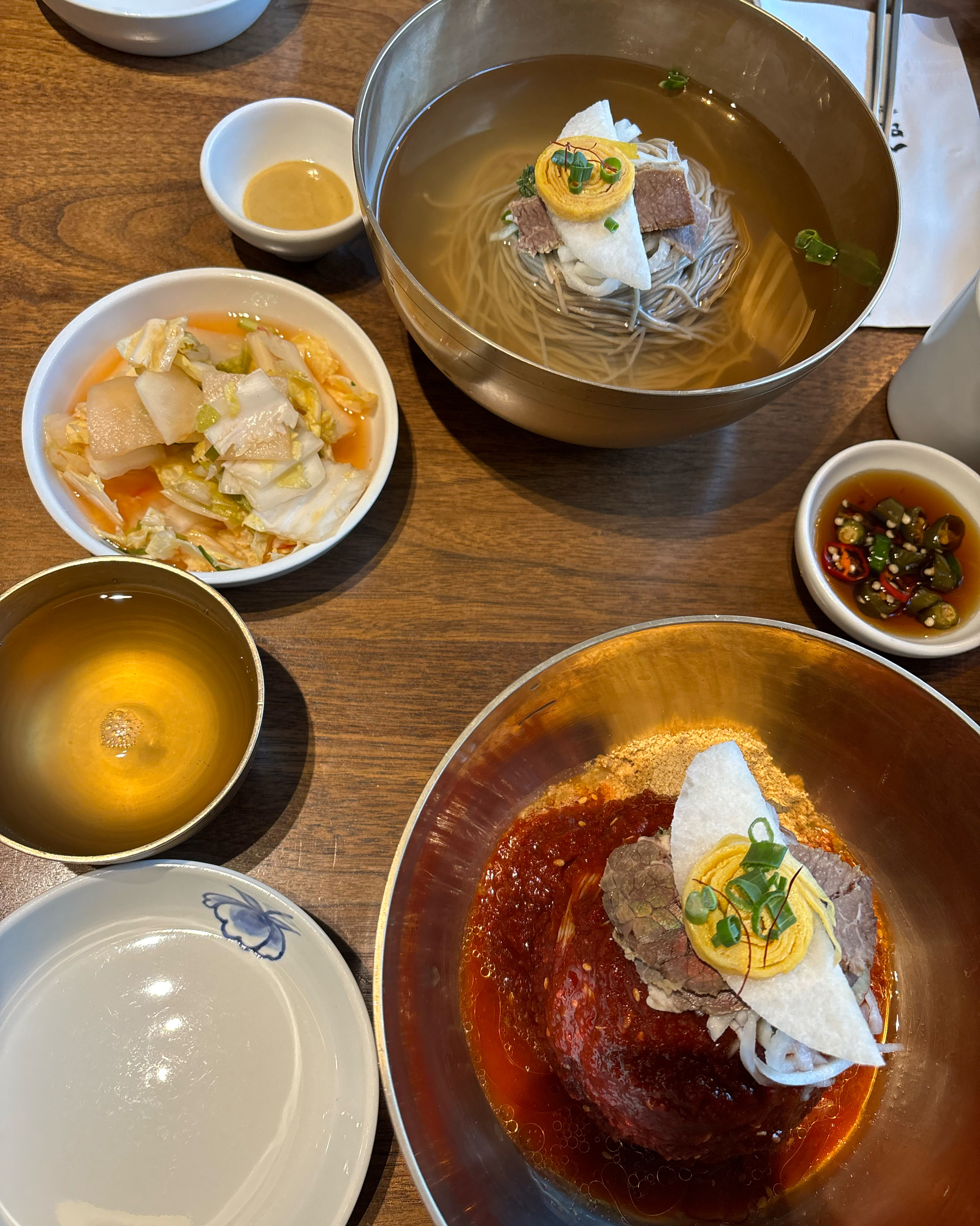 평냉이 유명해서 먹으러 왔어요 - 서교동 맛집 서관면옥 홍대점