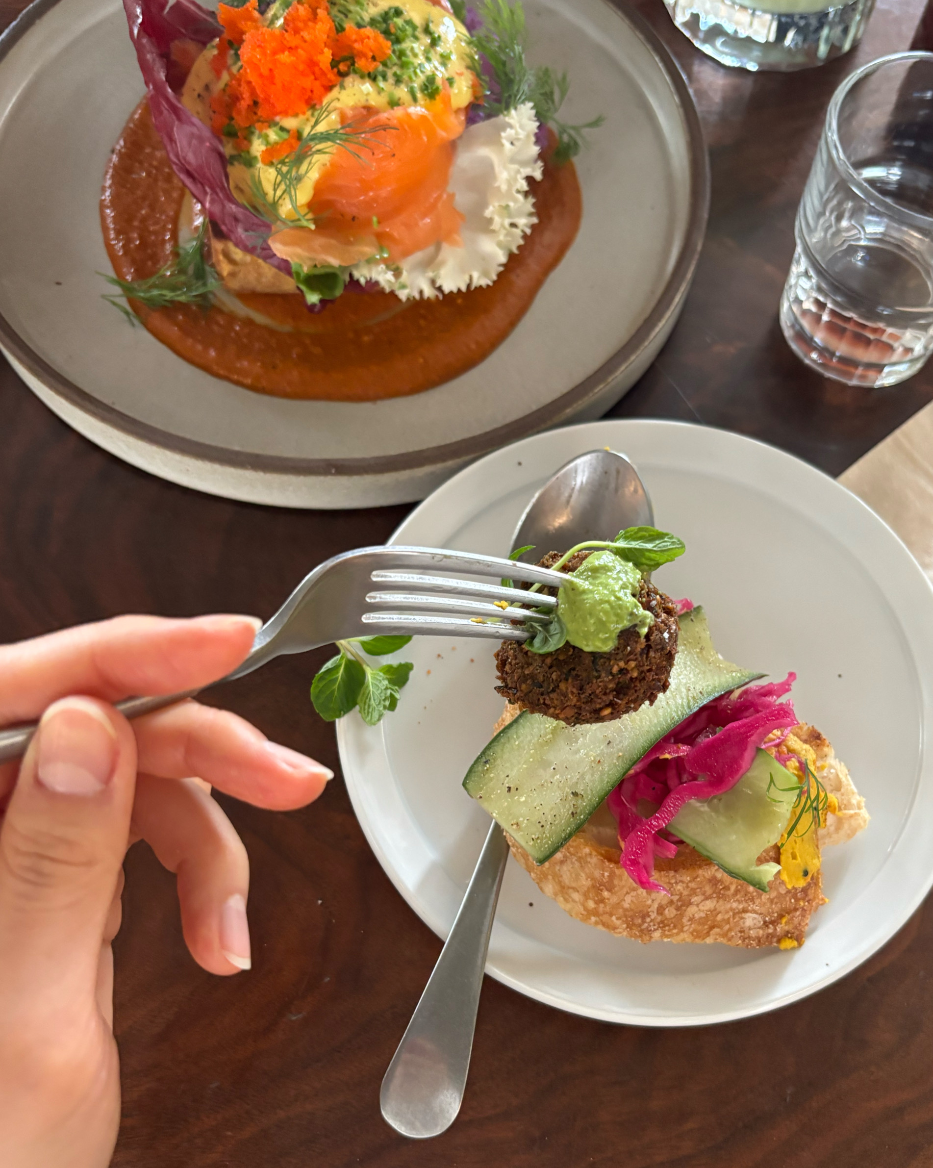 시그니처 두개 먹어봤는데 너무 맛있었고 다시와서 다른 메뉴 뿌시러 올겁니다..맛 분위기 모