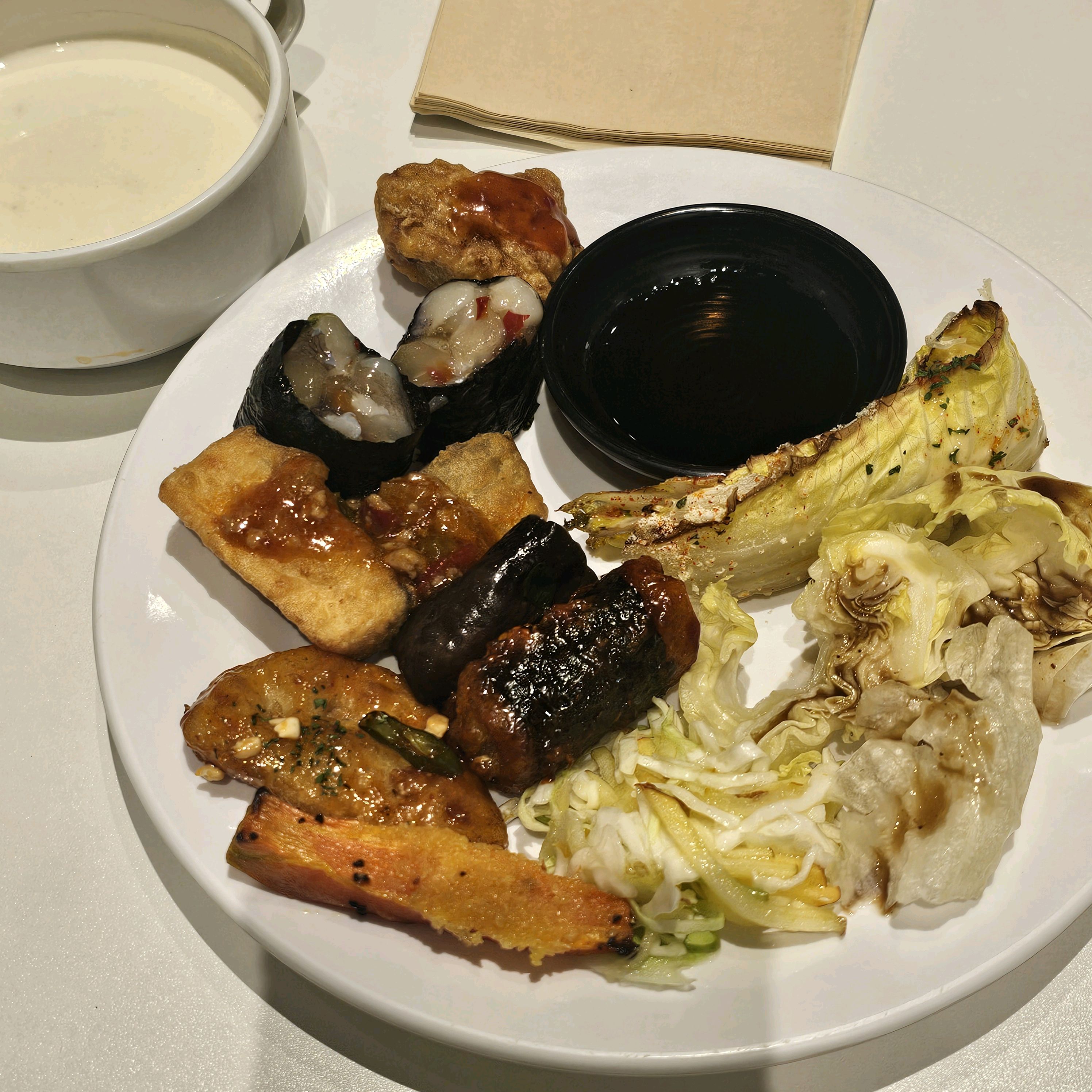 딸기시즌 마지막날이라 그런지 예약 안했으면 엄청 기다릴 뻔했네요 - 일산 킨텍스 맛집 애슐리퀸즈 더타운몰 킨텍스점