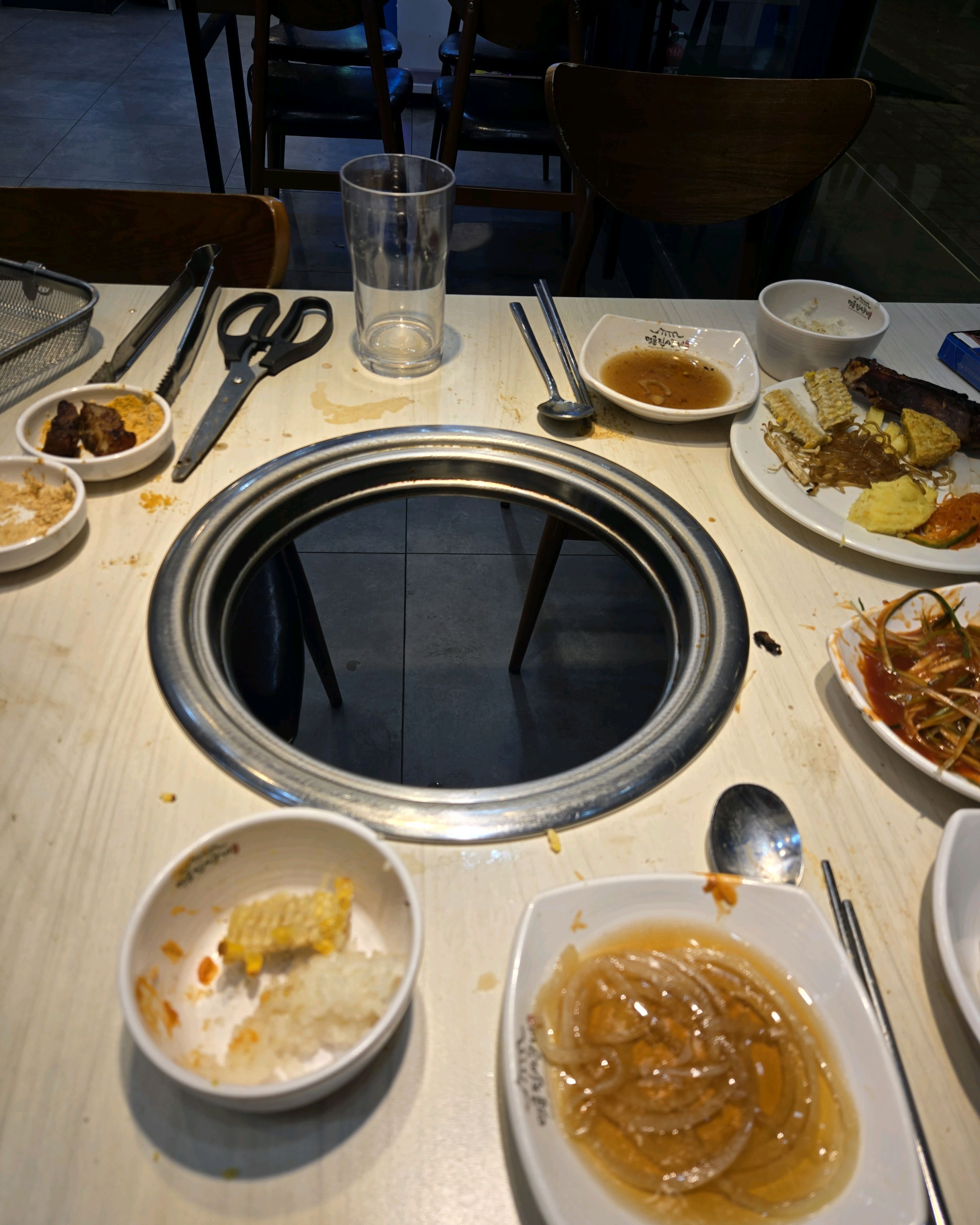 최악임. 이용시간 지났다고 불 빼감. - 부천역 맛집 명륜진사갈비 부천부천역점