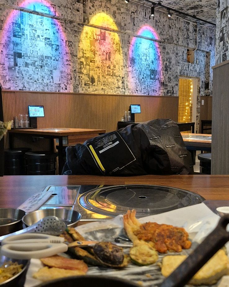 친구하고 지나가다 새로운곳 생겨 들어왔는데.. 우리동네 이런곳이 있다니,, ㅎㅎ - 천호동 맛집 천호전집