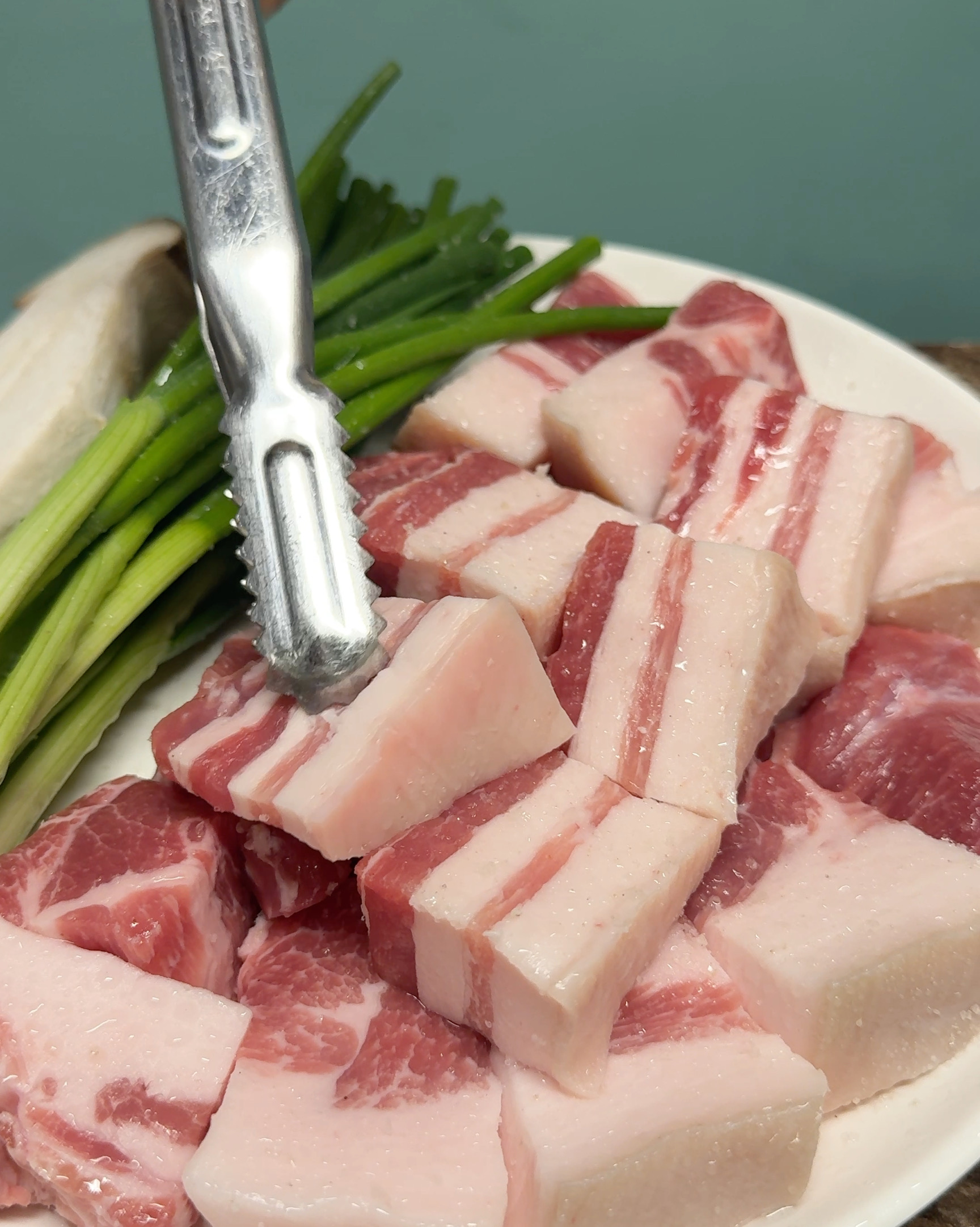 진짜 제주도 재래흑돼지 - 제주 맛집 포크80 제주공항점