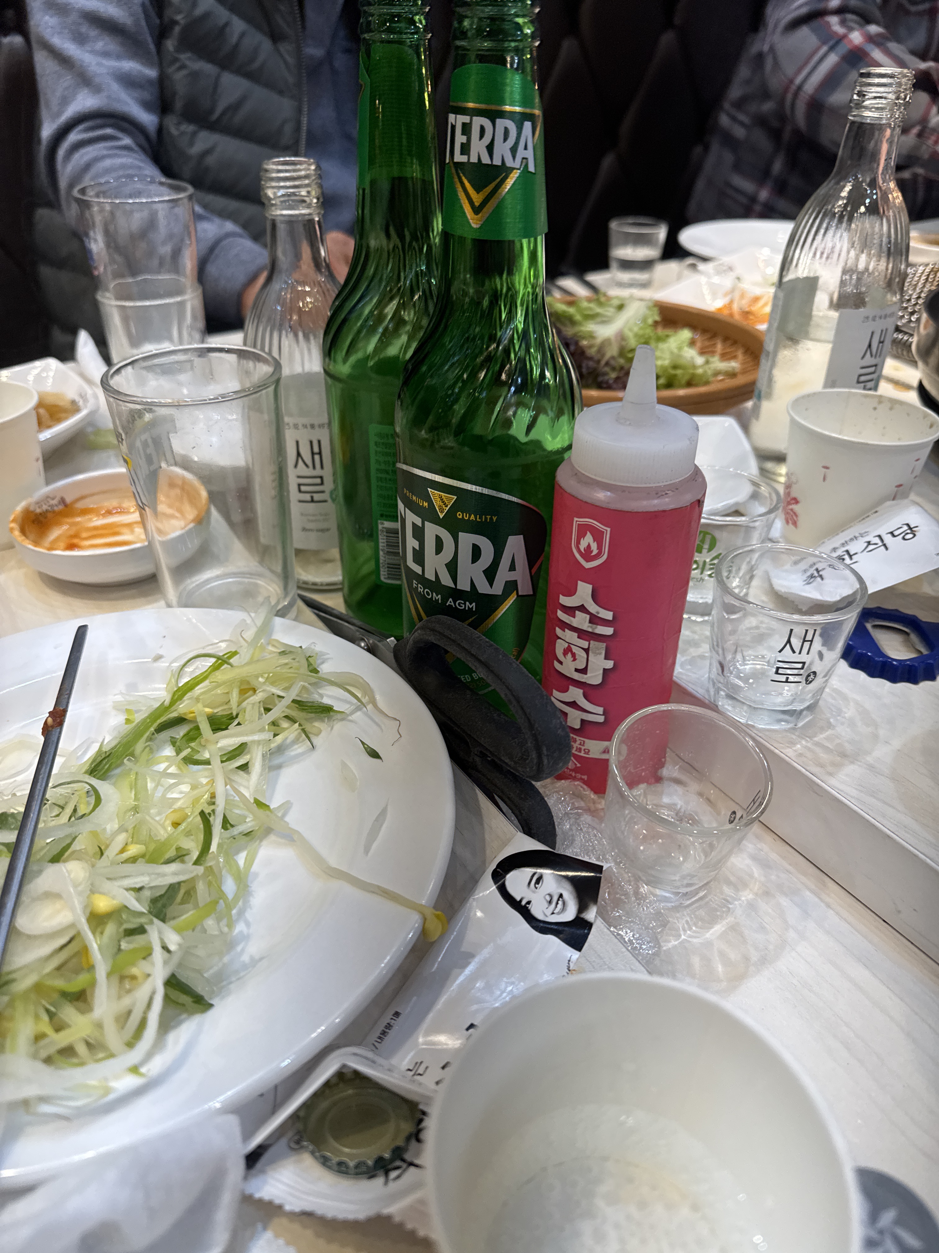 너무 맛있고 사장님이 너무 친절하시고 솔선수범해서 일도 열심히 하시고 대박 가게에요~! - 곡반정동 맛집 명륜진사갈비 수원곡반정점