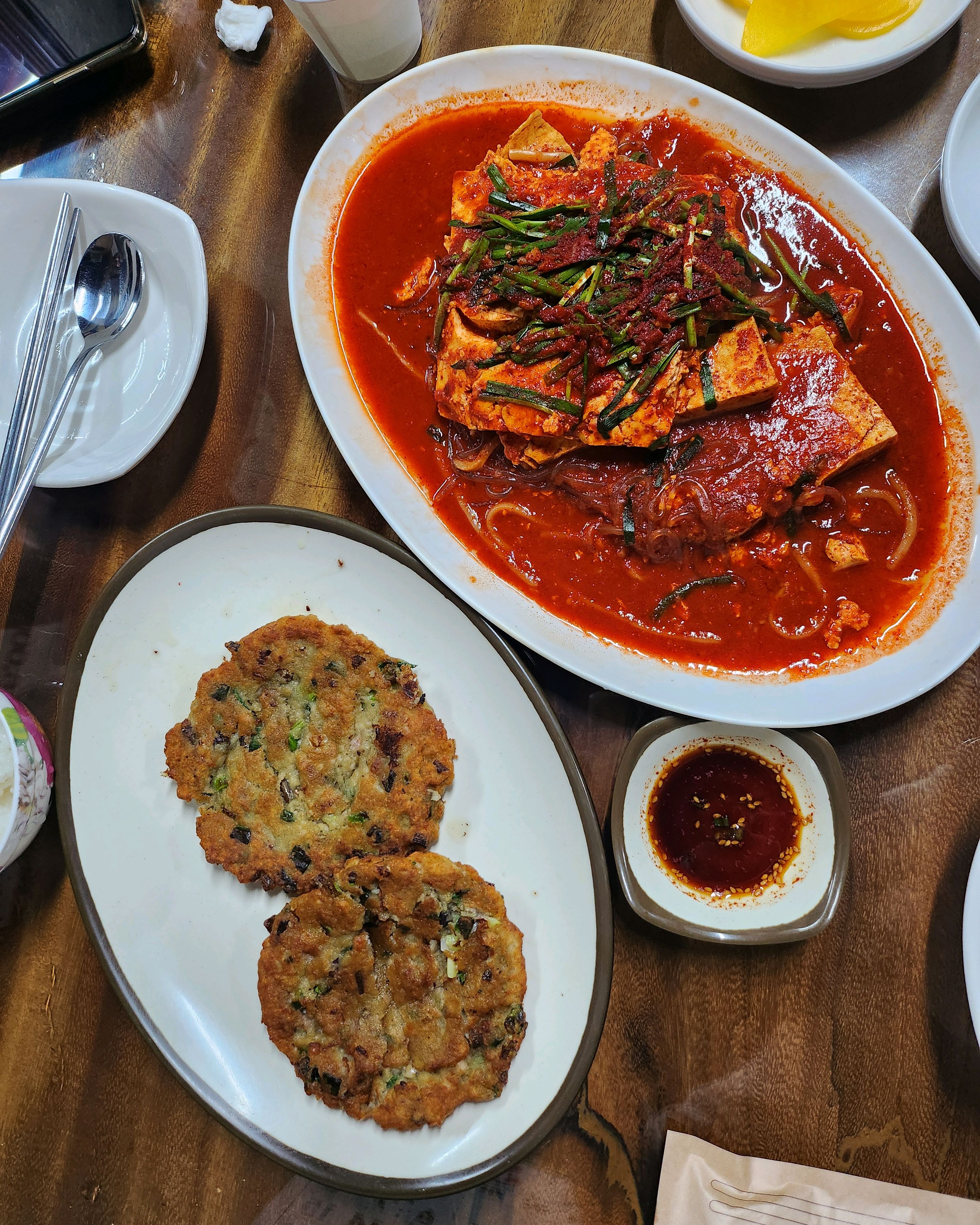 두부두루치기랑 빈대떡 조합이 좋아요 - 대전 맛집 별난집