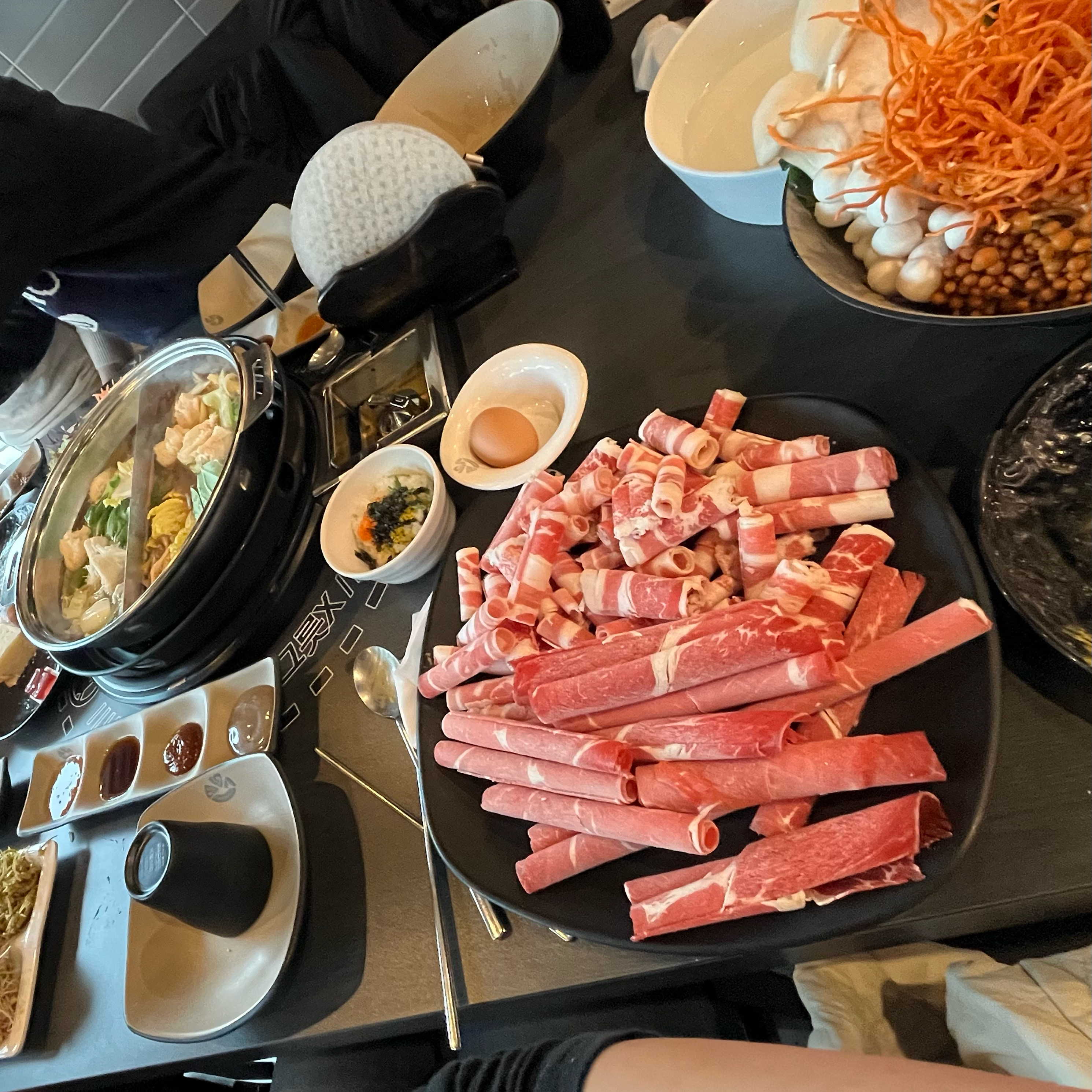 지인분들과 푸짐하게 정말 맛있게 먹었네요~ 버섯 샤브 색다르고 배부르게 잘 먹었습니다~ - 목포 하당 맛집 소담촌 목포하당점