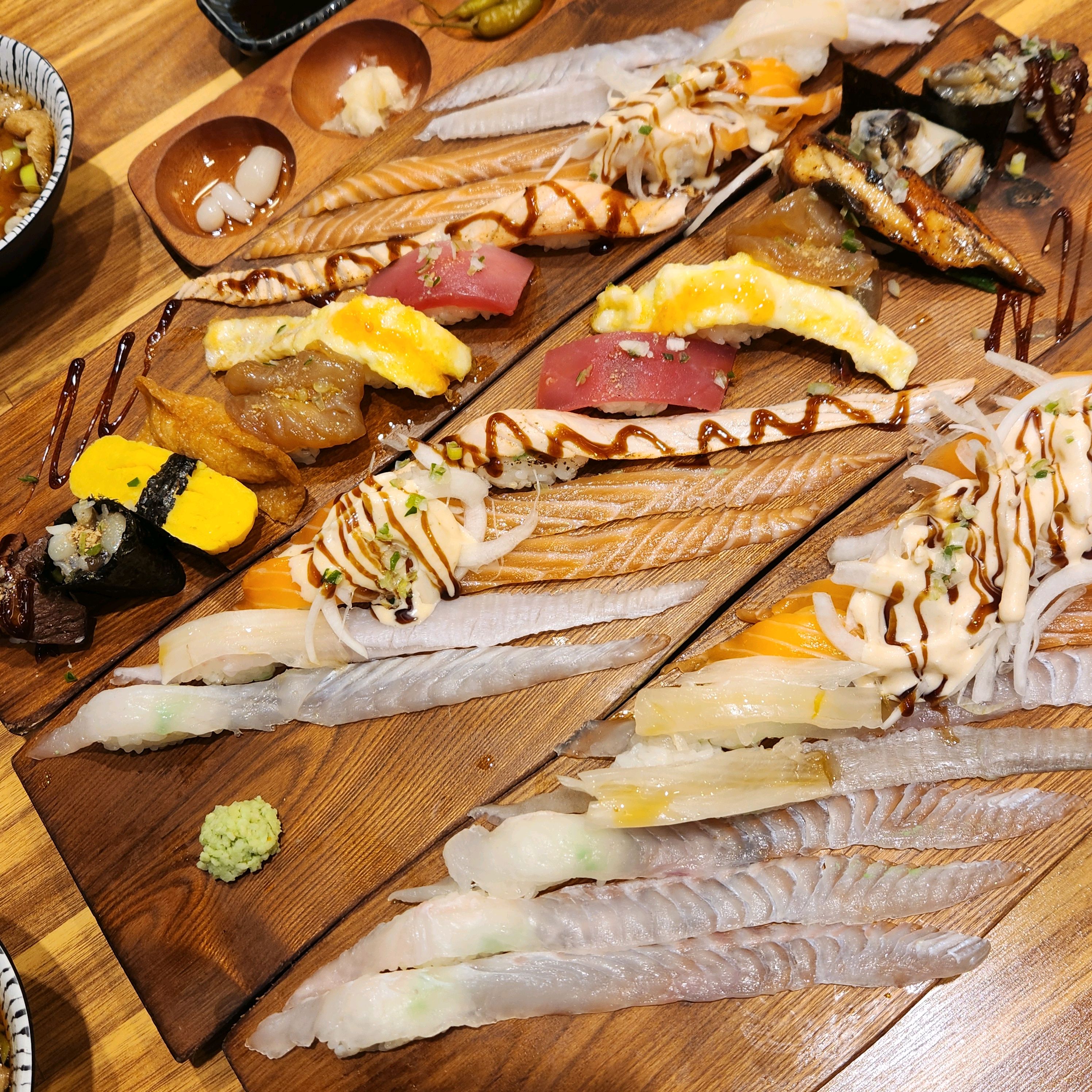 주변에서 꼭 가보라고 했던 곳인데 엄청 맛있었고, 세트 메뉴도 다양해서 좋았던 것 같아요!