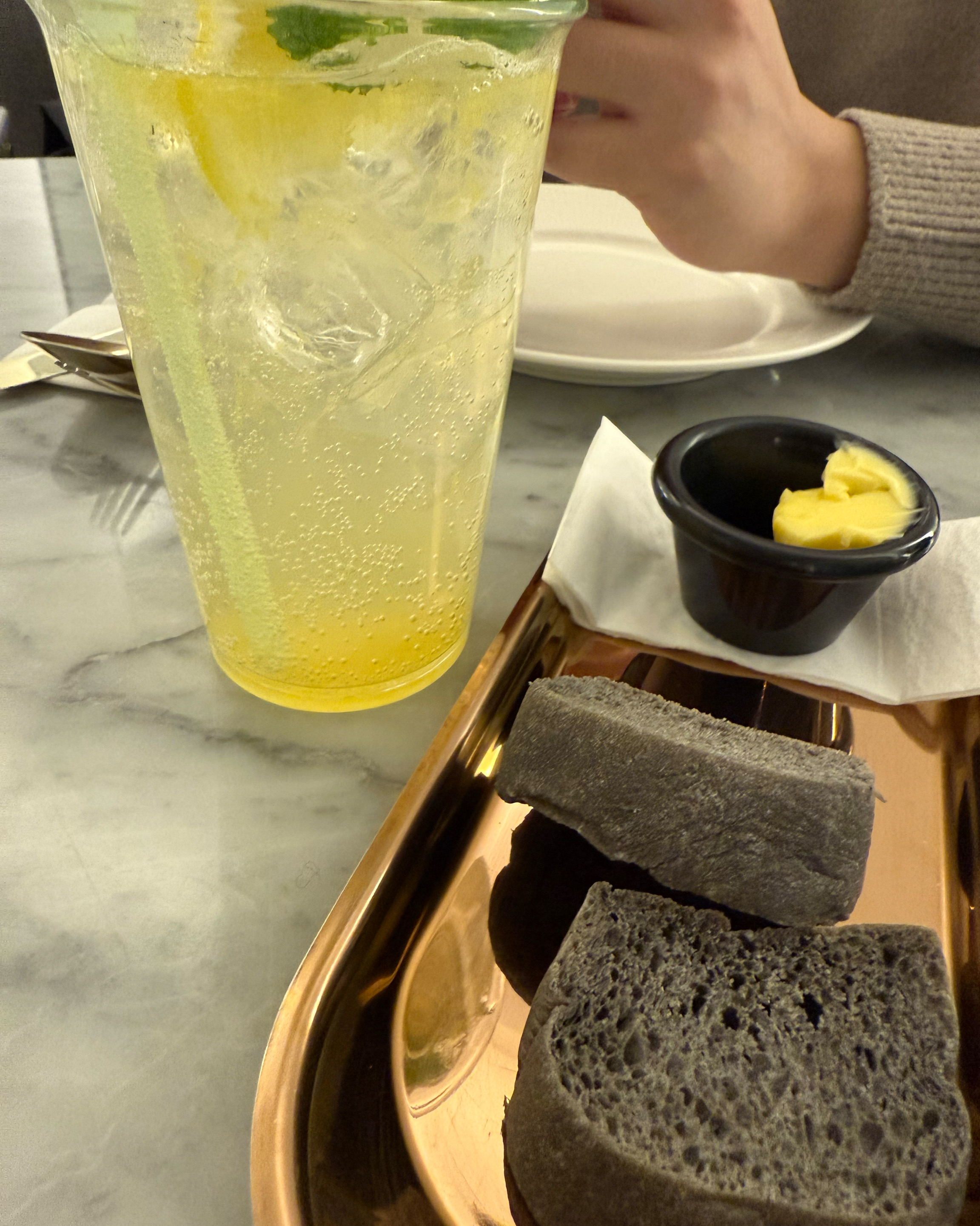 [여의도 맛집 플러피 여의도] 직접 가본 로컬 리뷰