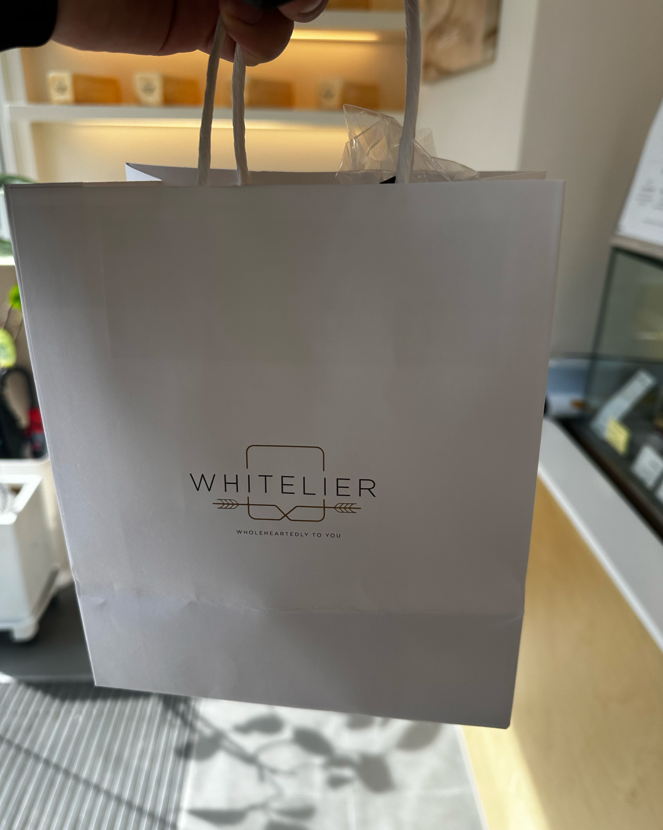 와이프가 너무 좋아해서 일주일에 한번은 들러요 - 거제 수월 맛집 화이트리에 거제점