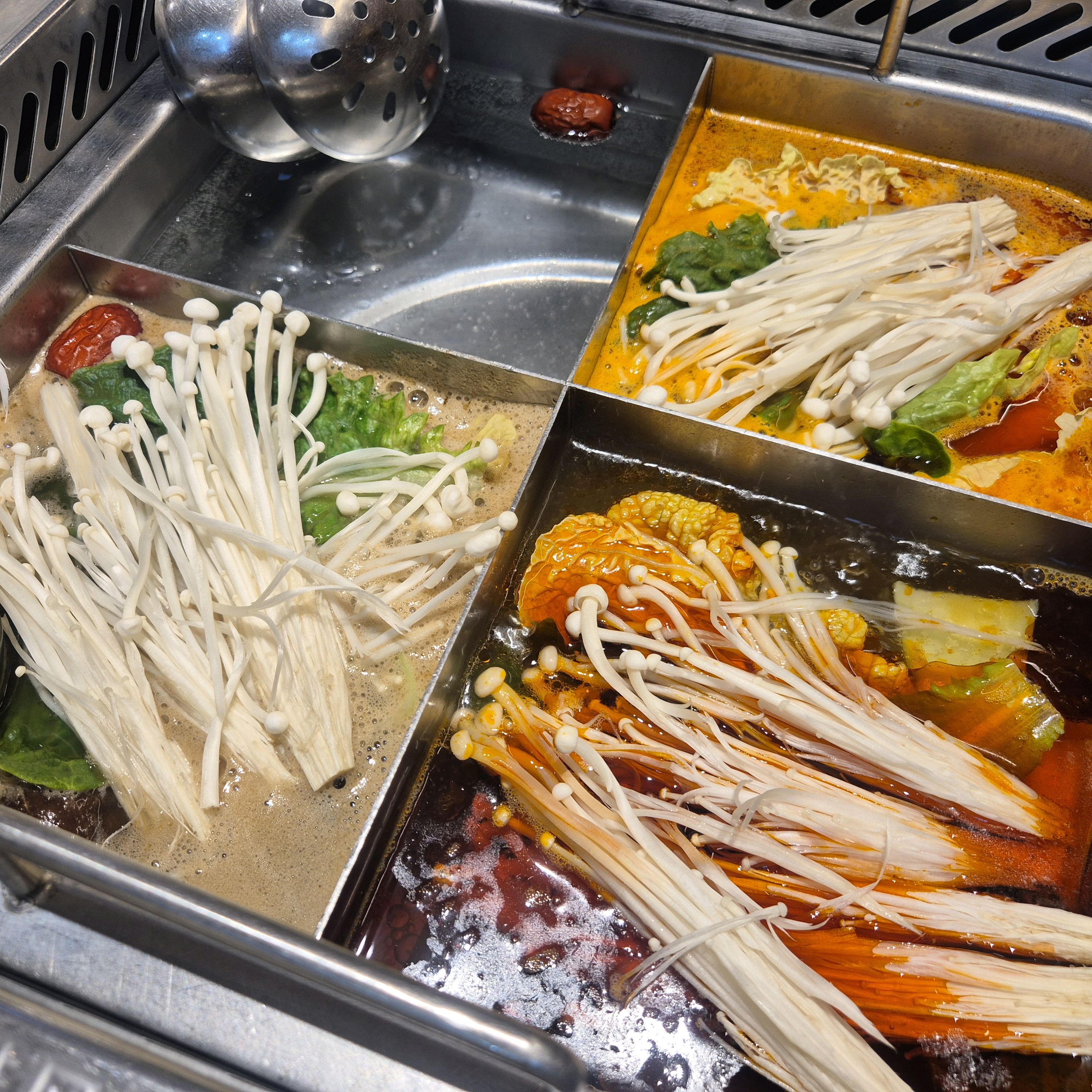핫하다고 가보고 싶다해서 다녀왔어요. - 명동 맛집 하이디라오 명동점