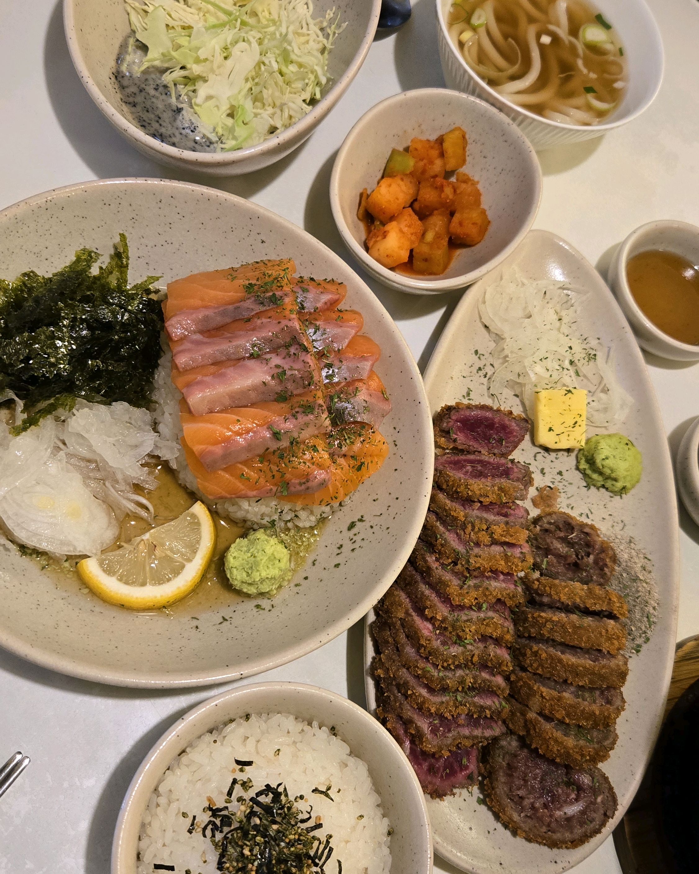 왜 맛집인지 이유를 알겠네요!! 양도 딱 좋고 배불러서 남김ㅎㅎ 버터랑 밥도 리필 가능하고