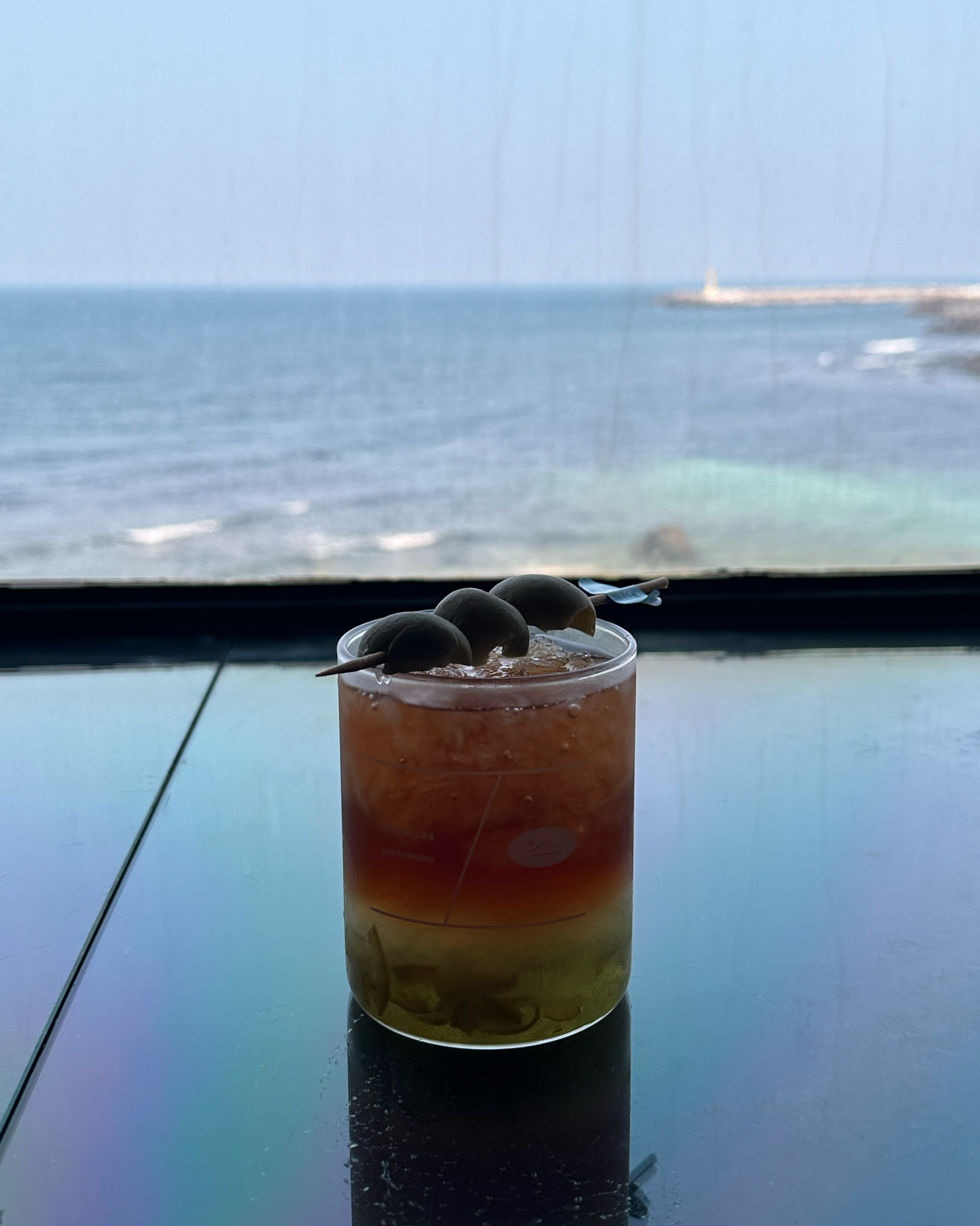 ✨ 매실 아이스티 - 제주 맛집 휴즐리 제주