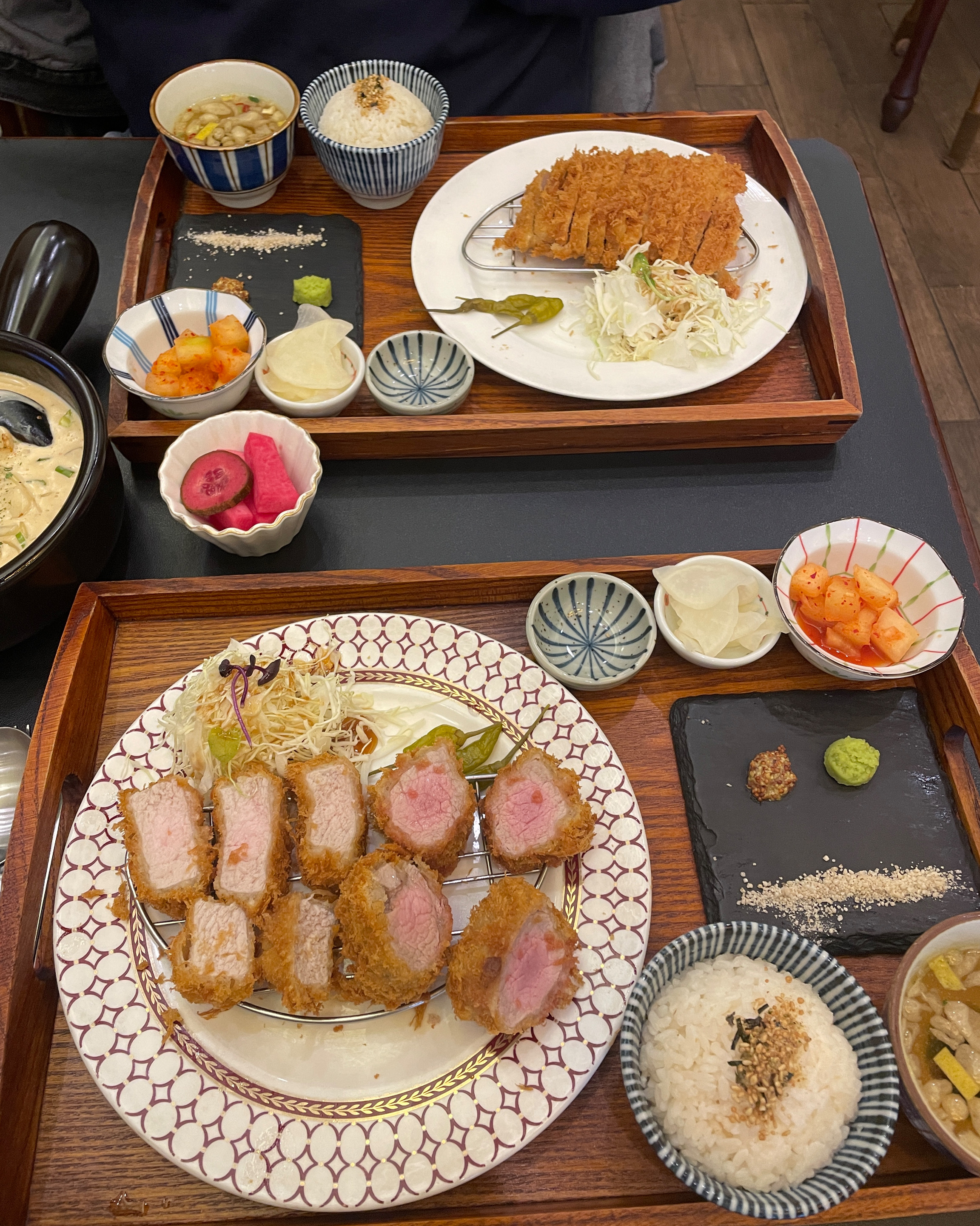 직원 분들이 친절하고 음식이 맛있어요 🤍🤍 - 불당동 맛집 동백카츠 천안신불당점