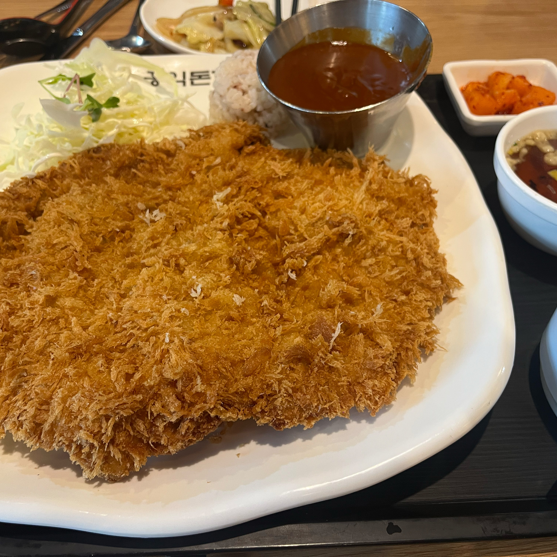 양도 많고 돈까스 엄청 바삭하고 맛나용 - 인천 송도 맛집 홍익돈까스 송도점