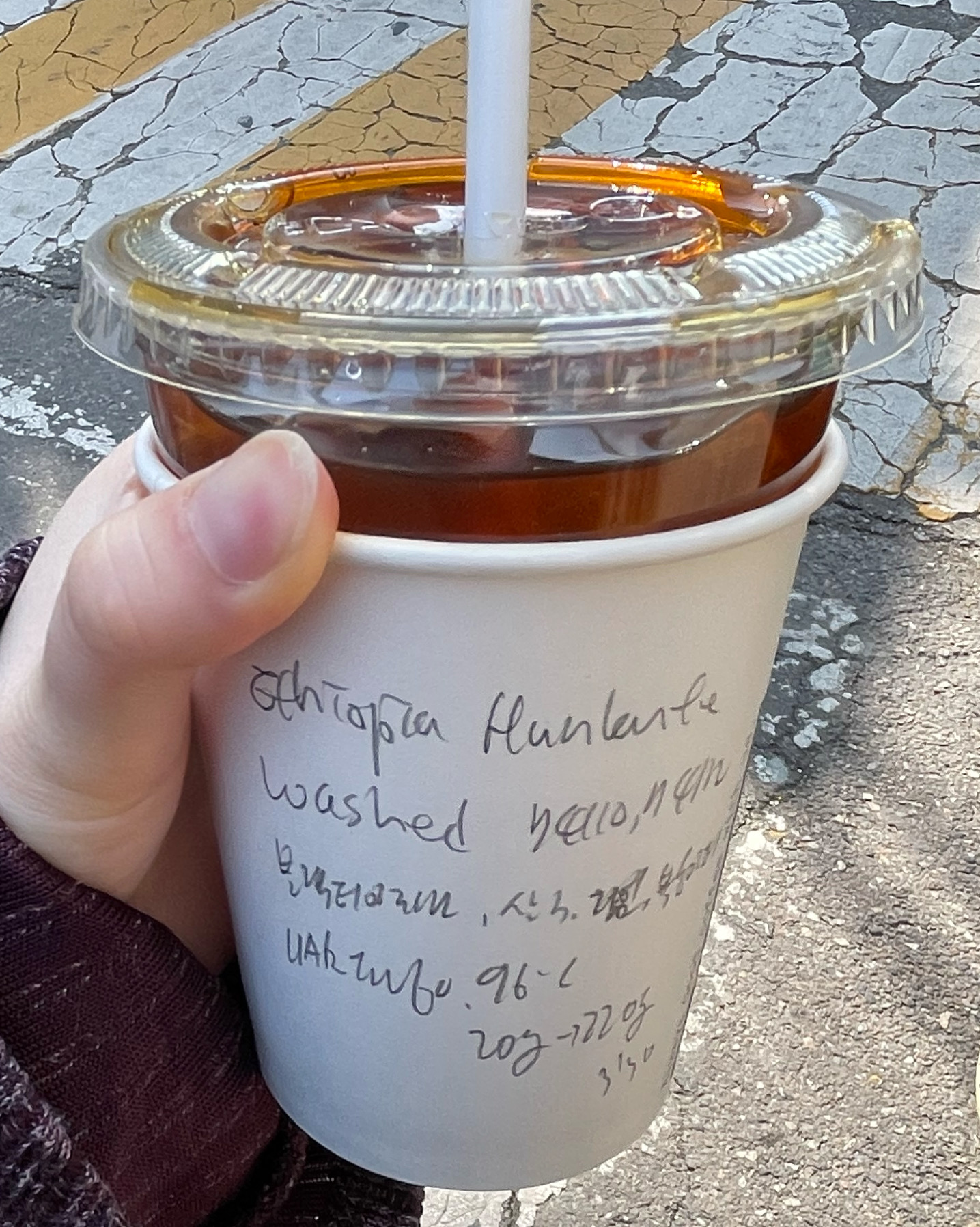 2년 전에 처음 알게 된 이후로 망원동에 오면 꼭 들르는 곳이에요..! 한번 간 곳은 잘