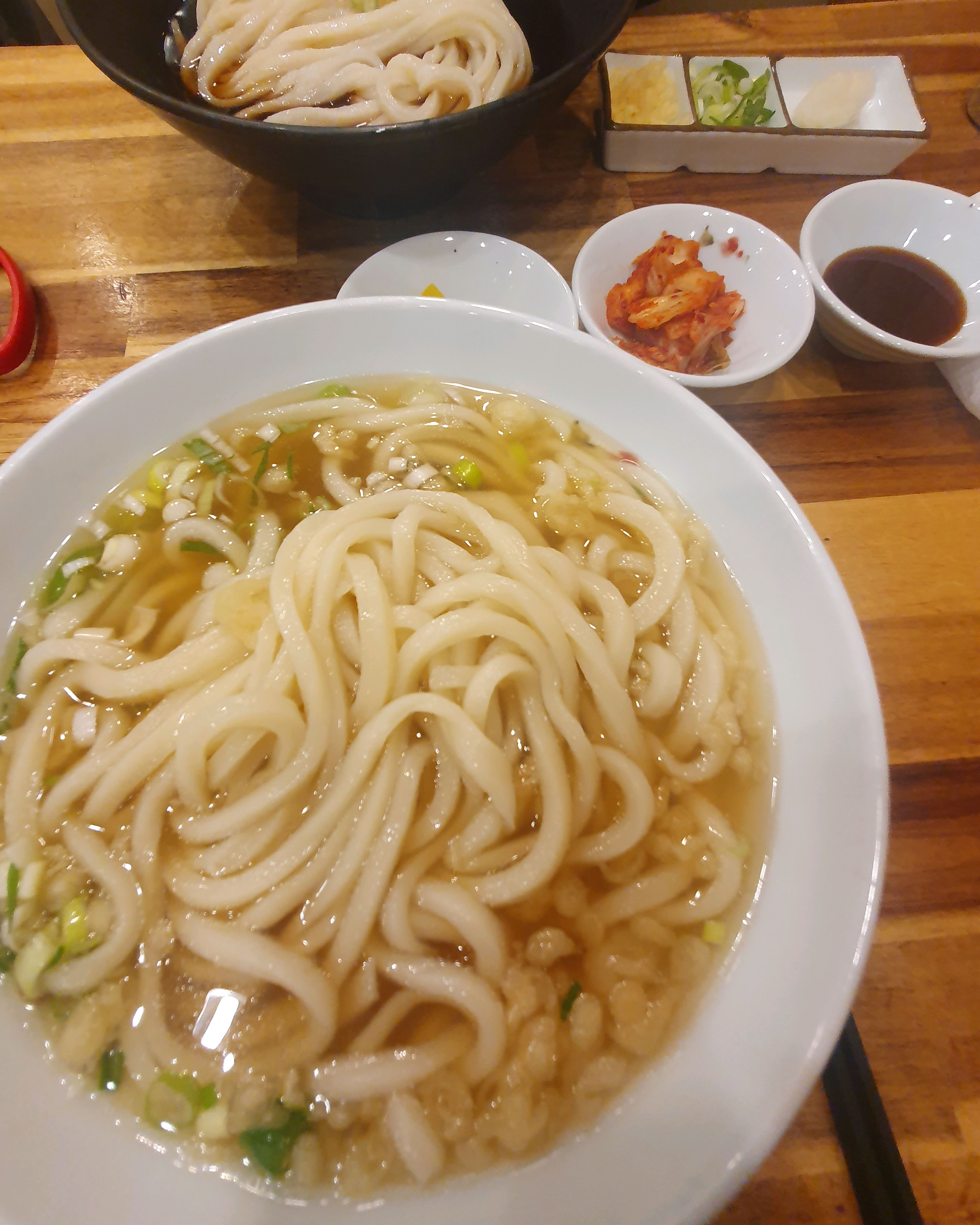 기본우동에 사이드 돈까스를 꼭 주문하는데 - 대전 맛집 토미야