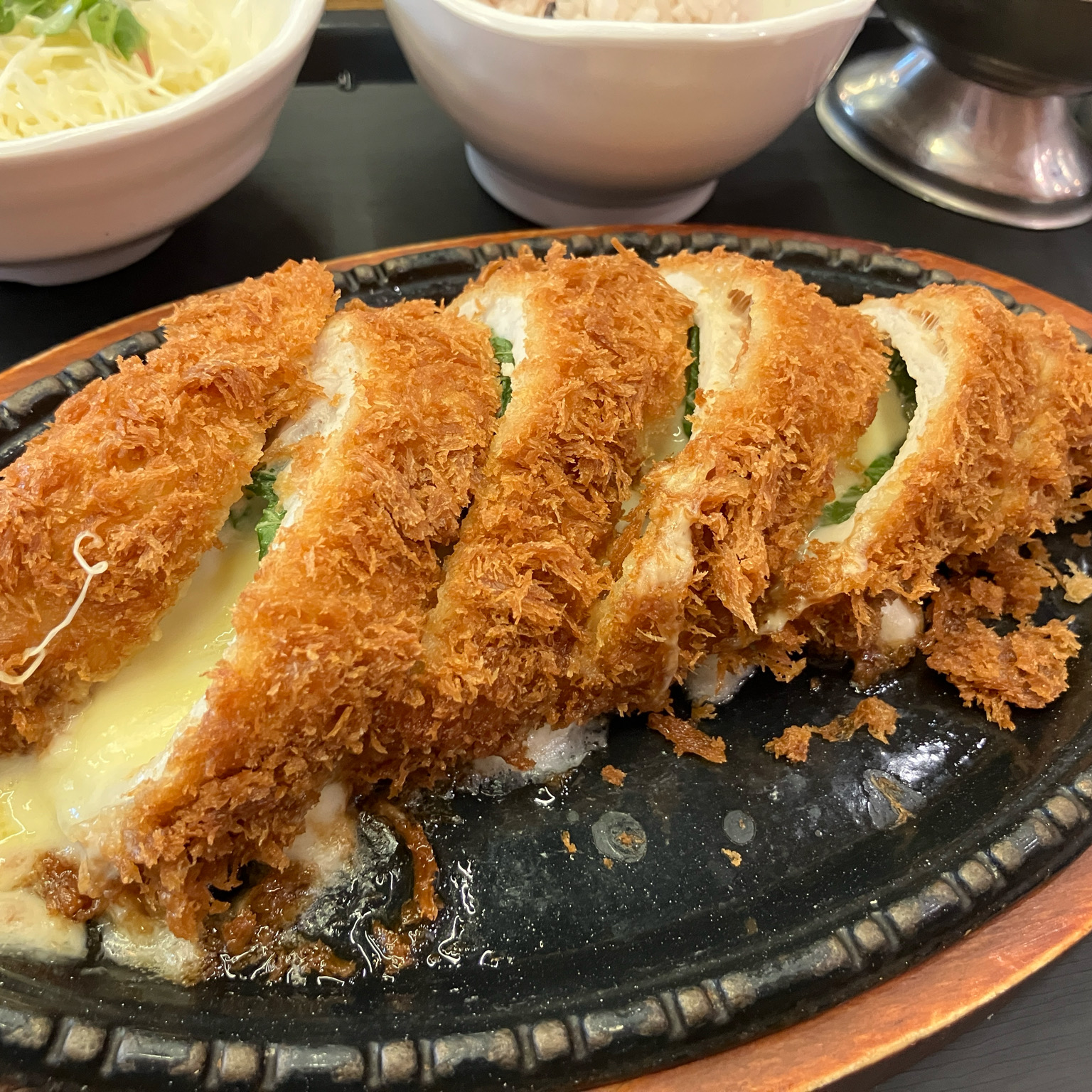 사람 많은 시간에 가서 웨이팅 5분 이내. - 노은동 맛집 홍익돈까스 노은하기점