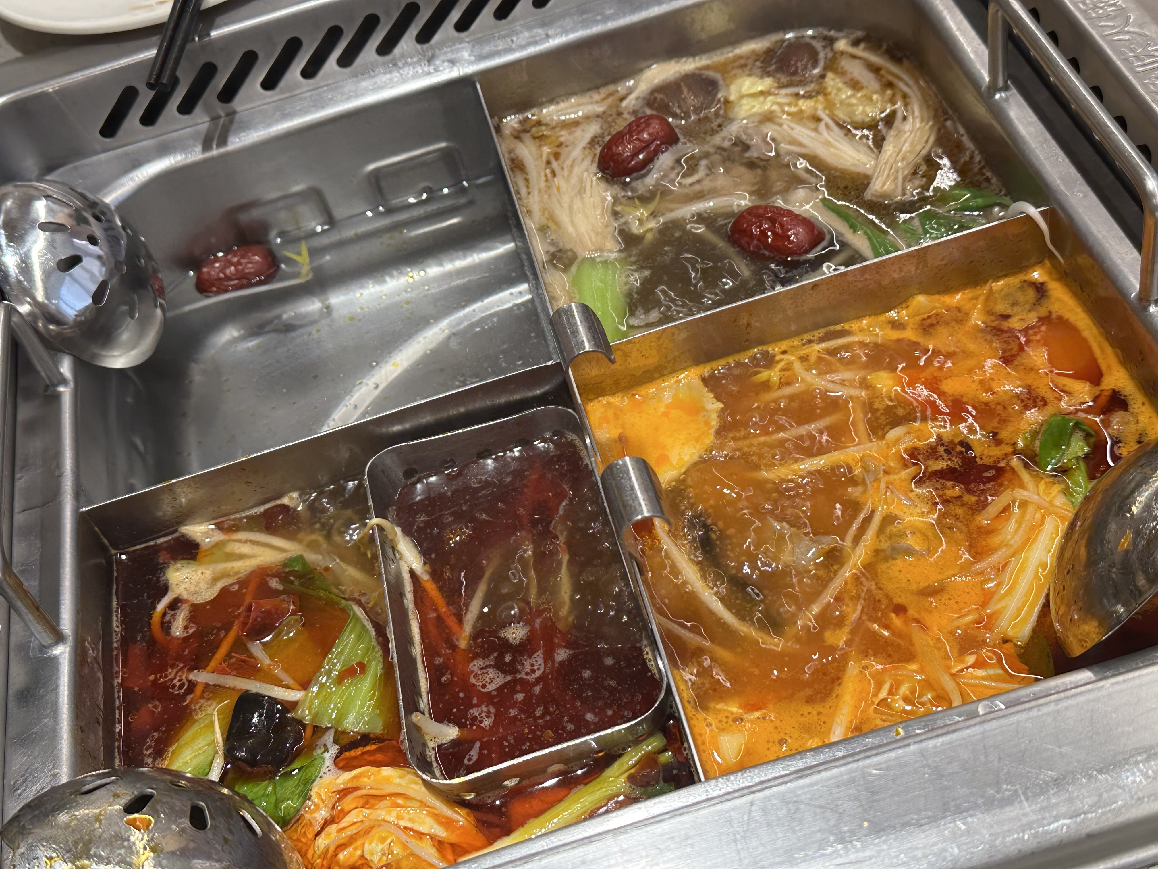 청유마라훠궈는 너무 얼얼해요 - 대학로 맛집 하이디라오 대학로점