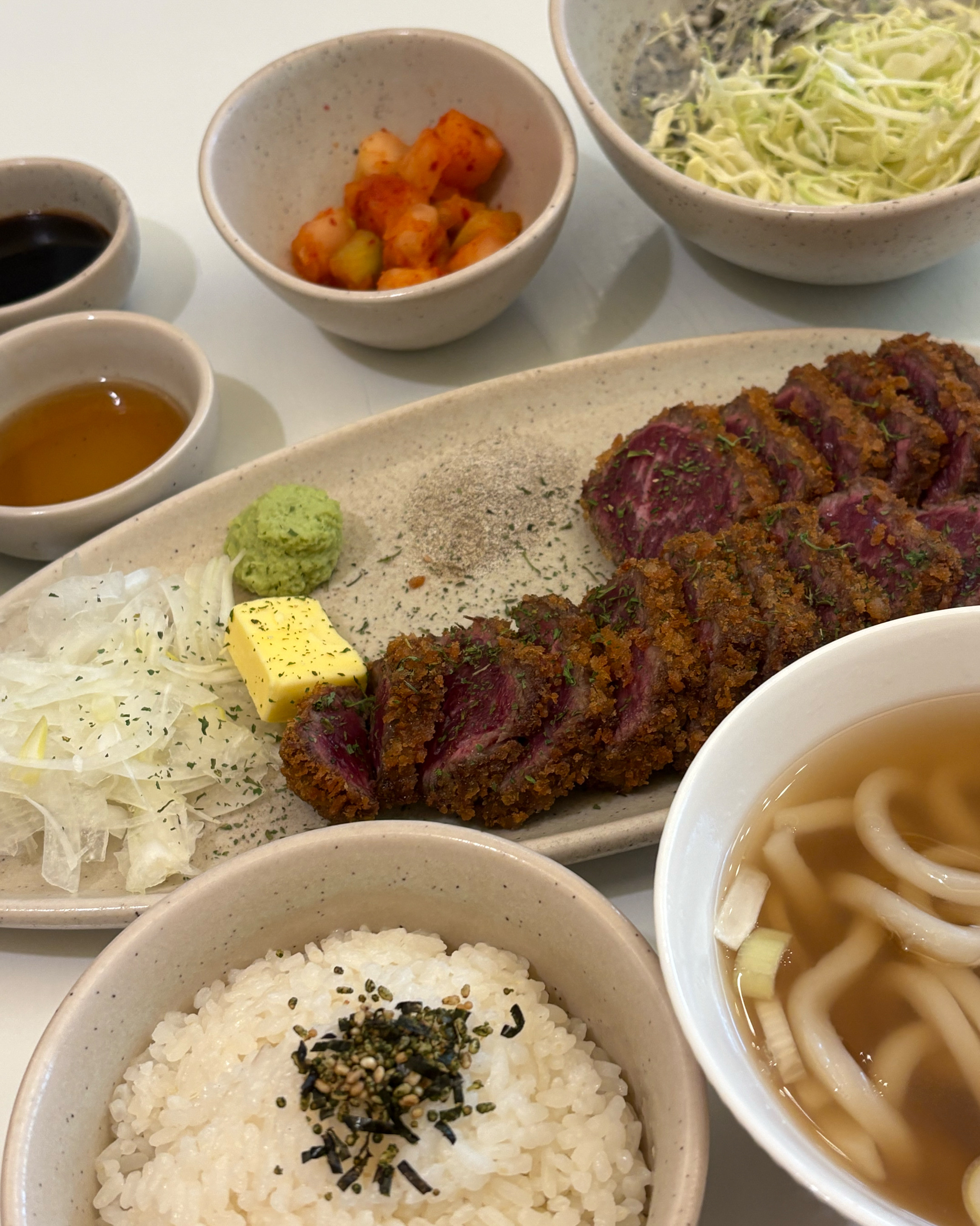 한한국에서 먹은 규카츠중에서 TOp1이고 일본에서 먹은 규카츠 보다 정말 맛있습니다🍀😭그리