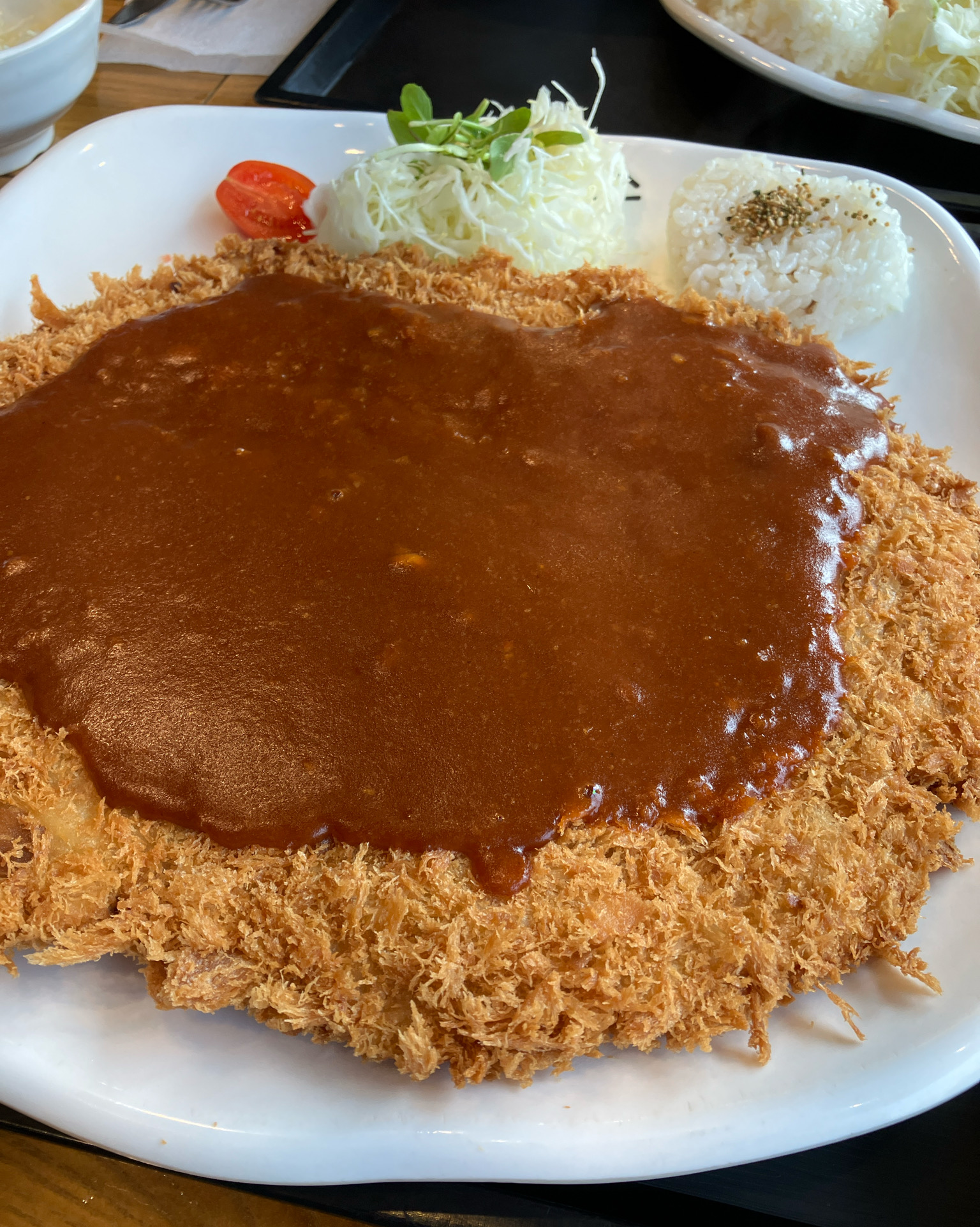 저처럼 많이먹는사람은 꼭오면좋을거같아요 양도많고 맛도있고 직원분들도 친절해요 ㅎㅎ - 의정부 신곡동 맛집 홍익돈까스 의정부신곡점
