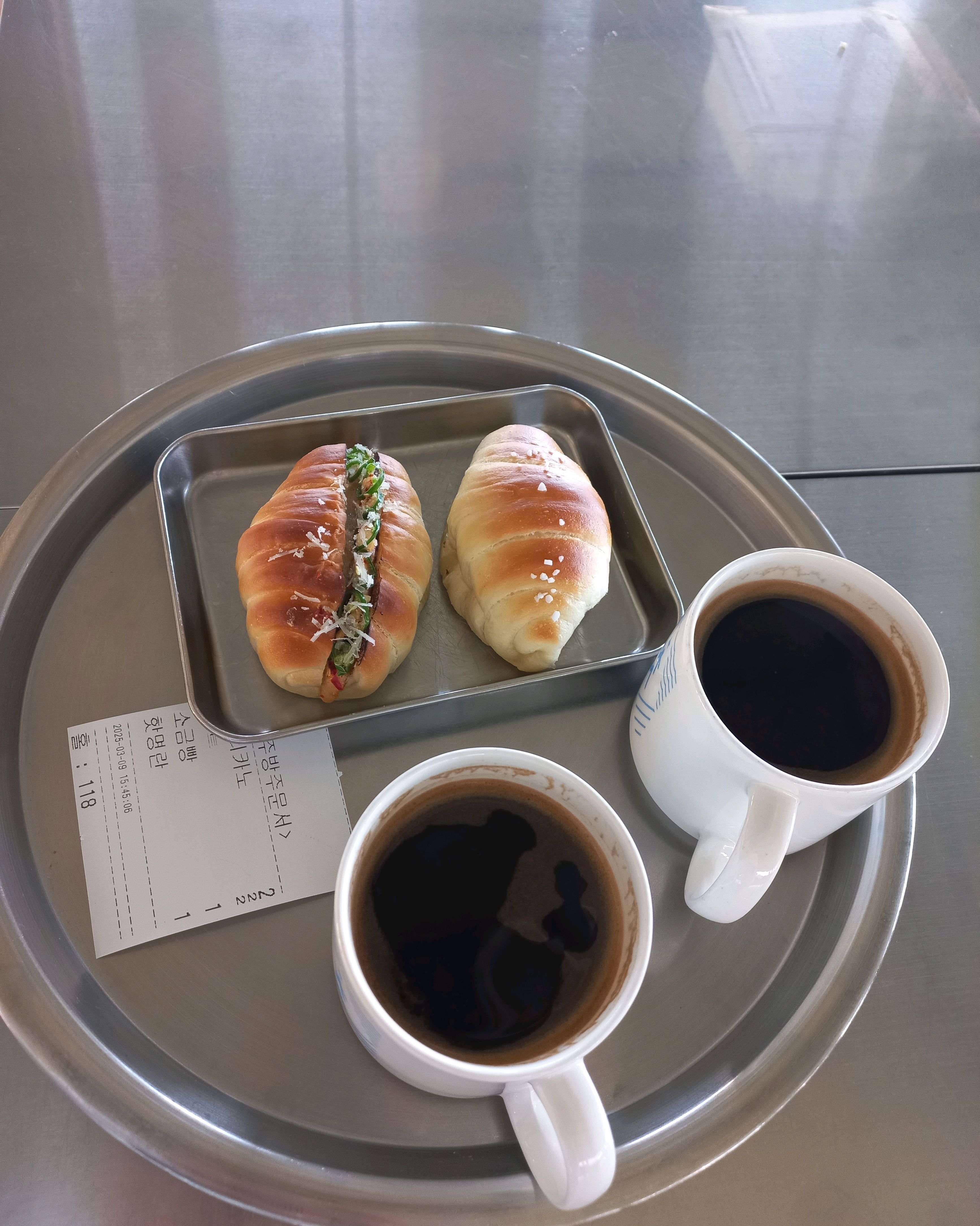 전체적으로 아쉬움 - 아바이마을 맛집 칠성조선소