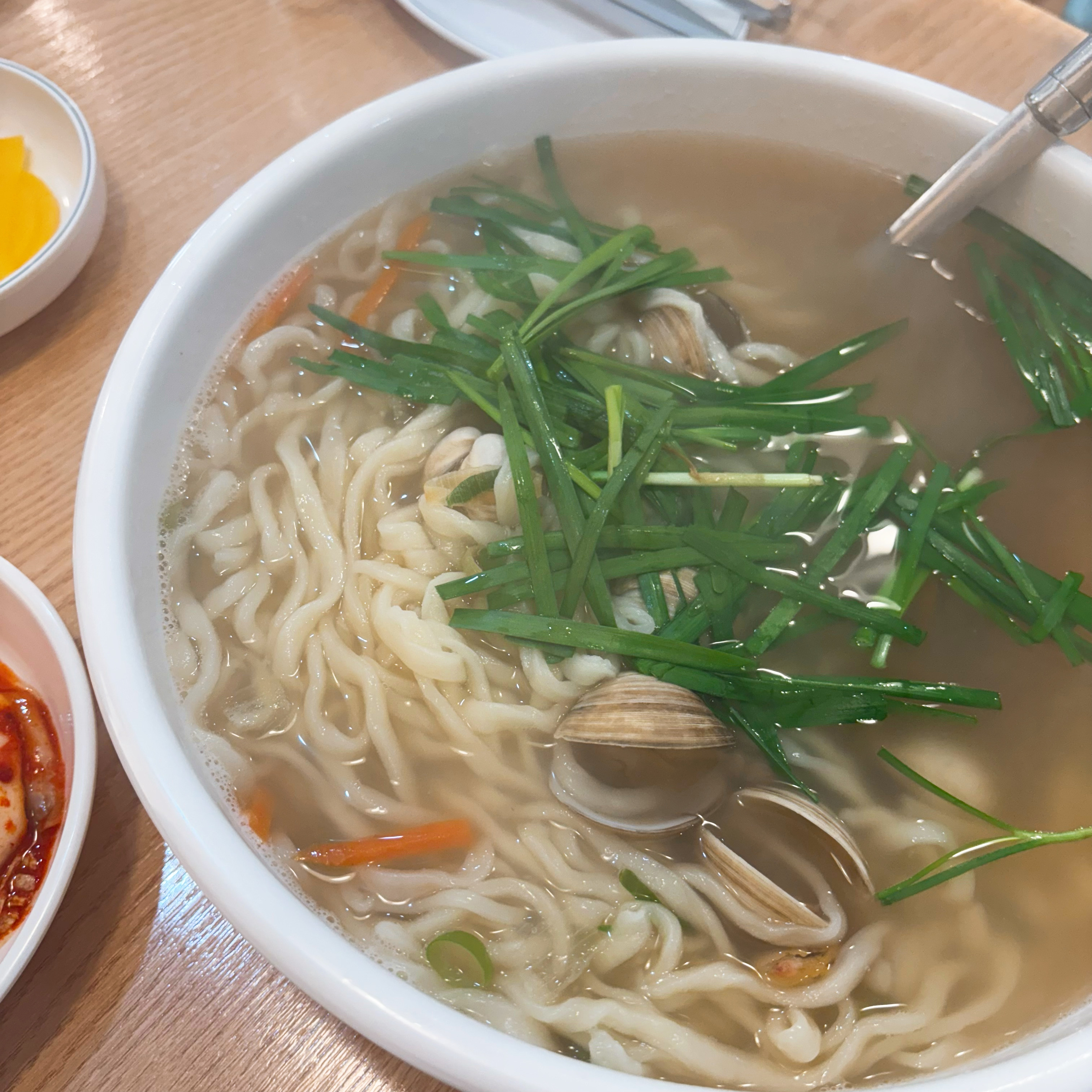 <온천칼국수> - 대전 맛집 온천칼국수