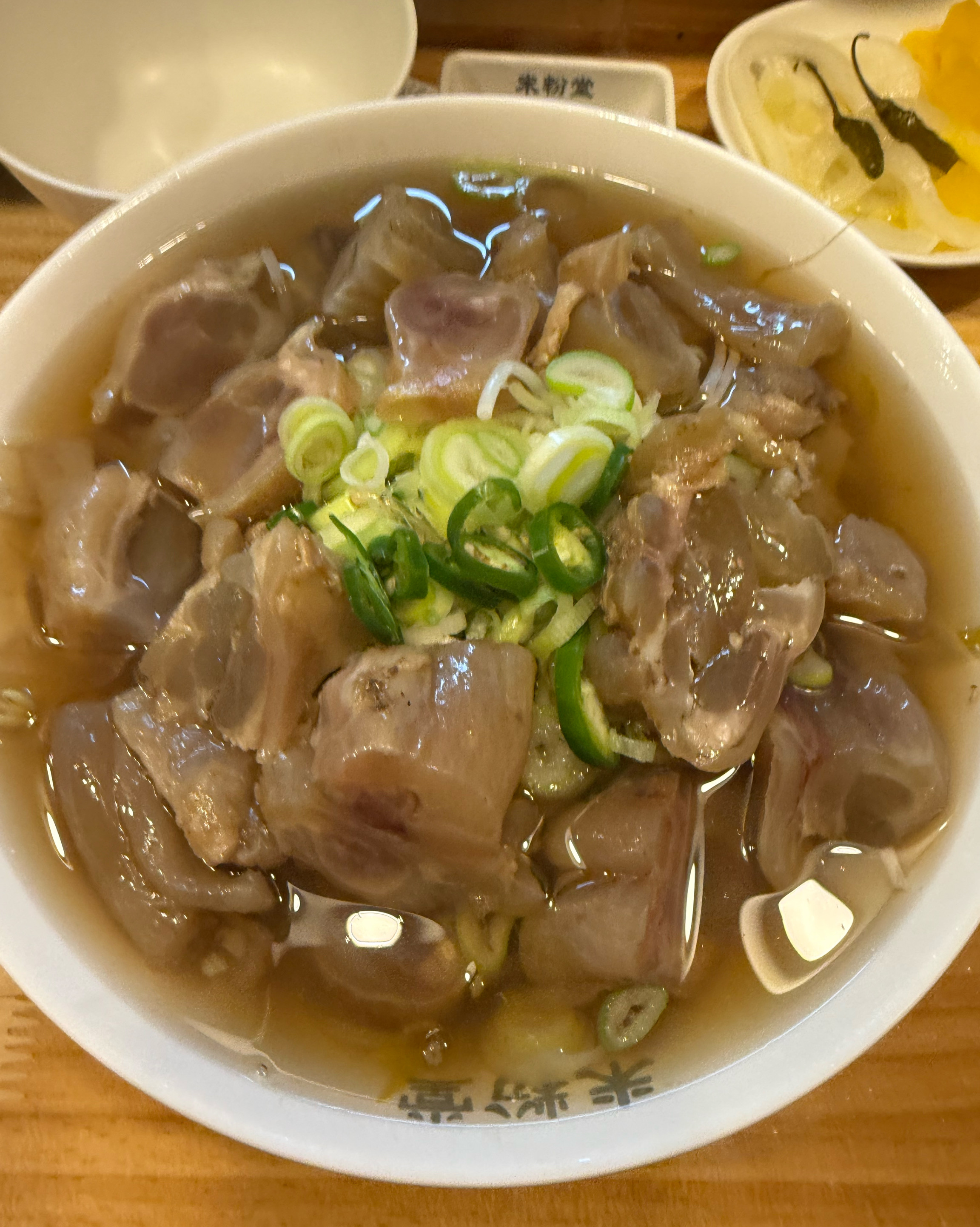 힘줄쌀국수 오늘 유독 더 건더기가 많은것 같아요 - 성수동 맛집 미분당 성수점