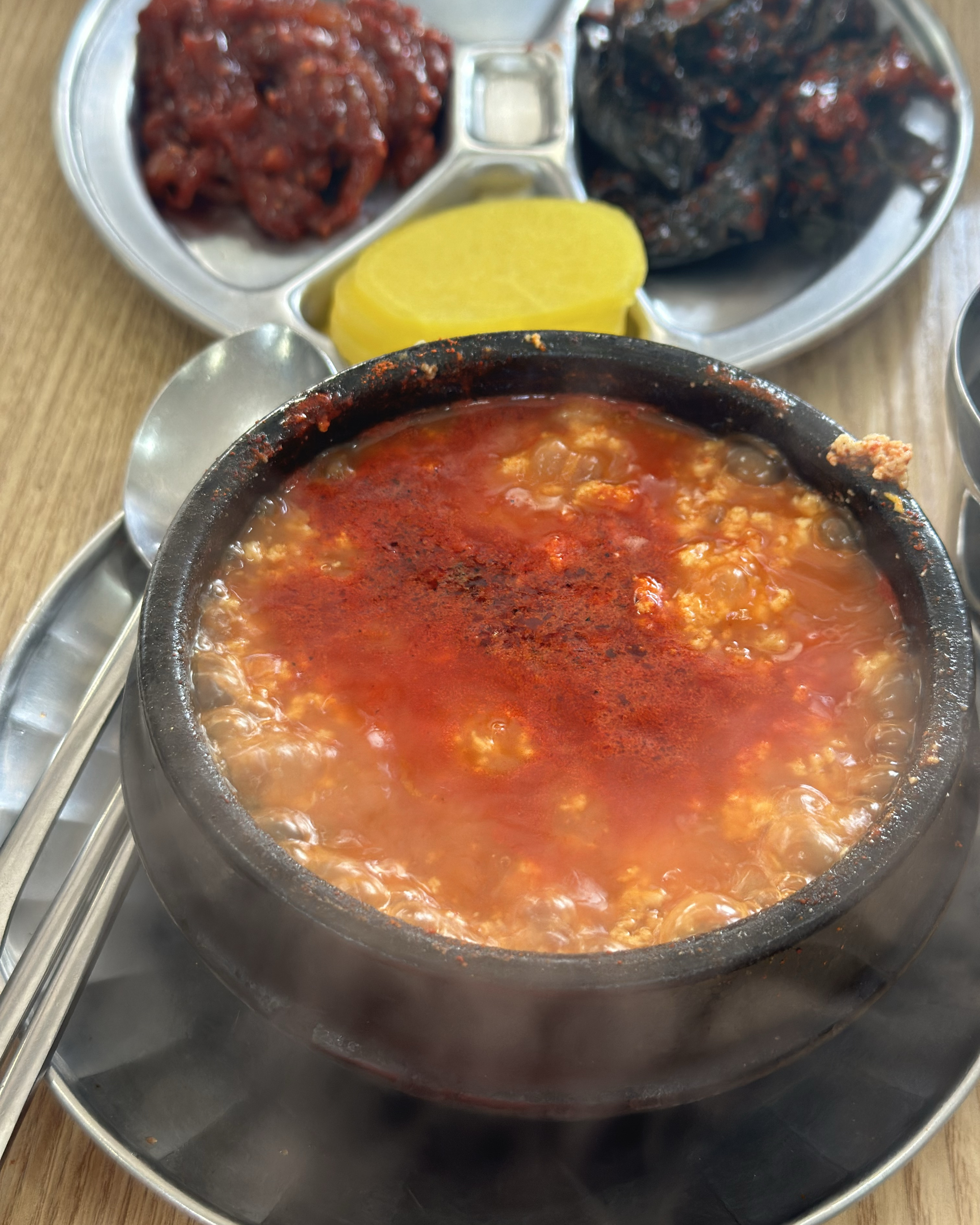 맛있었어요. 반찬 왜 사가는지 알 거 같아요 ㅎㅎ - 제주 맛집 신해바라기