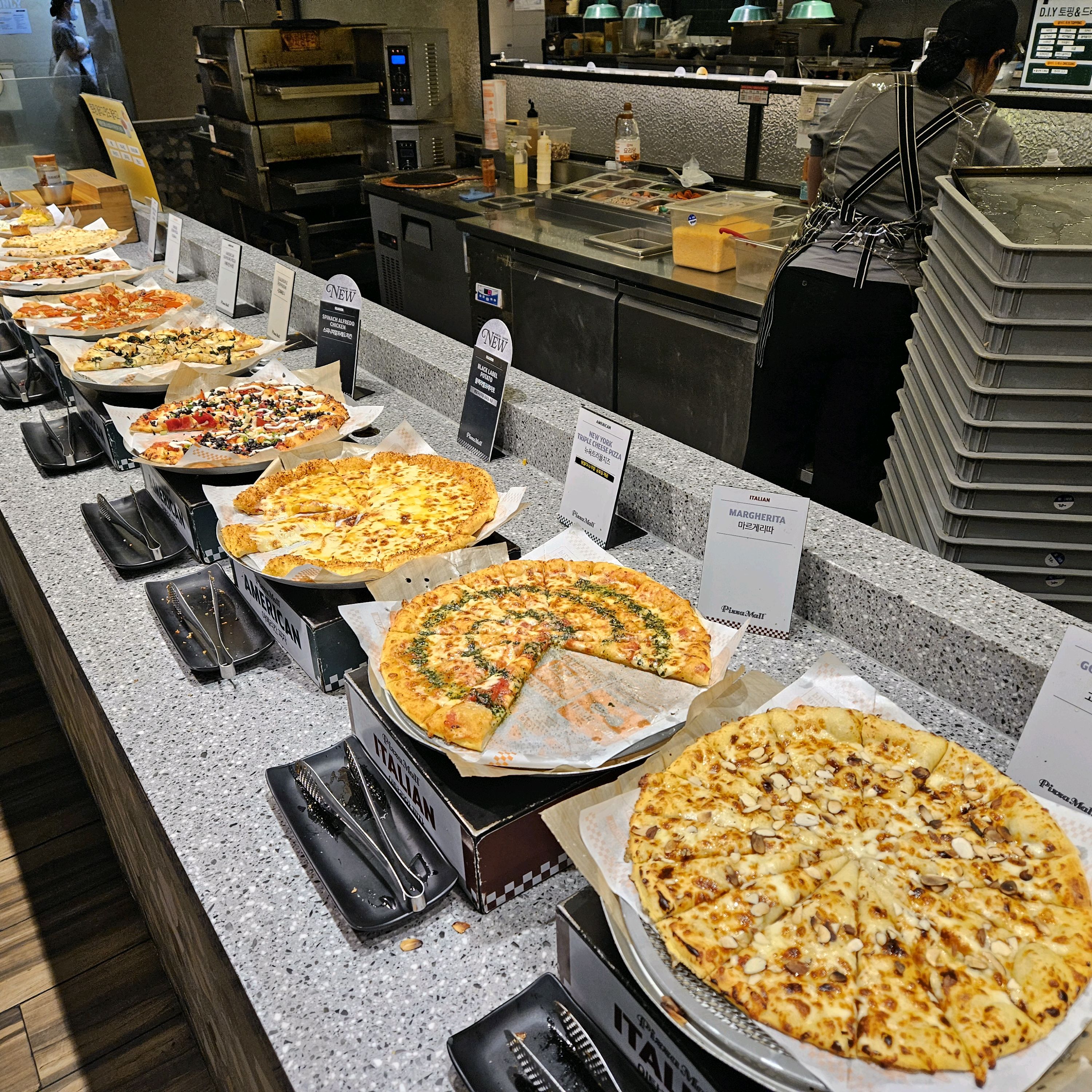 가격이 저렴해서 회식으로 방문했는데! - 성남동 맛집 피자몰 울산점