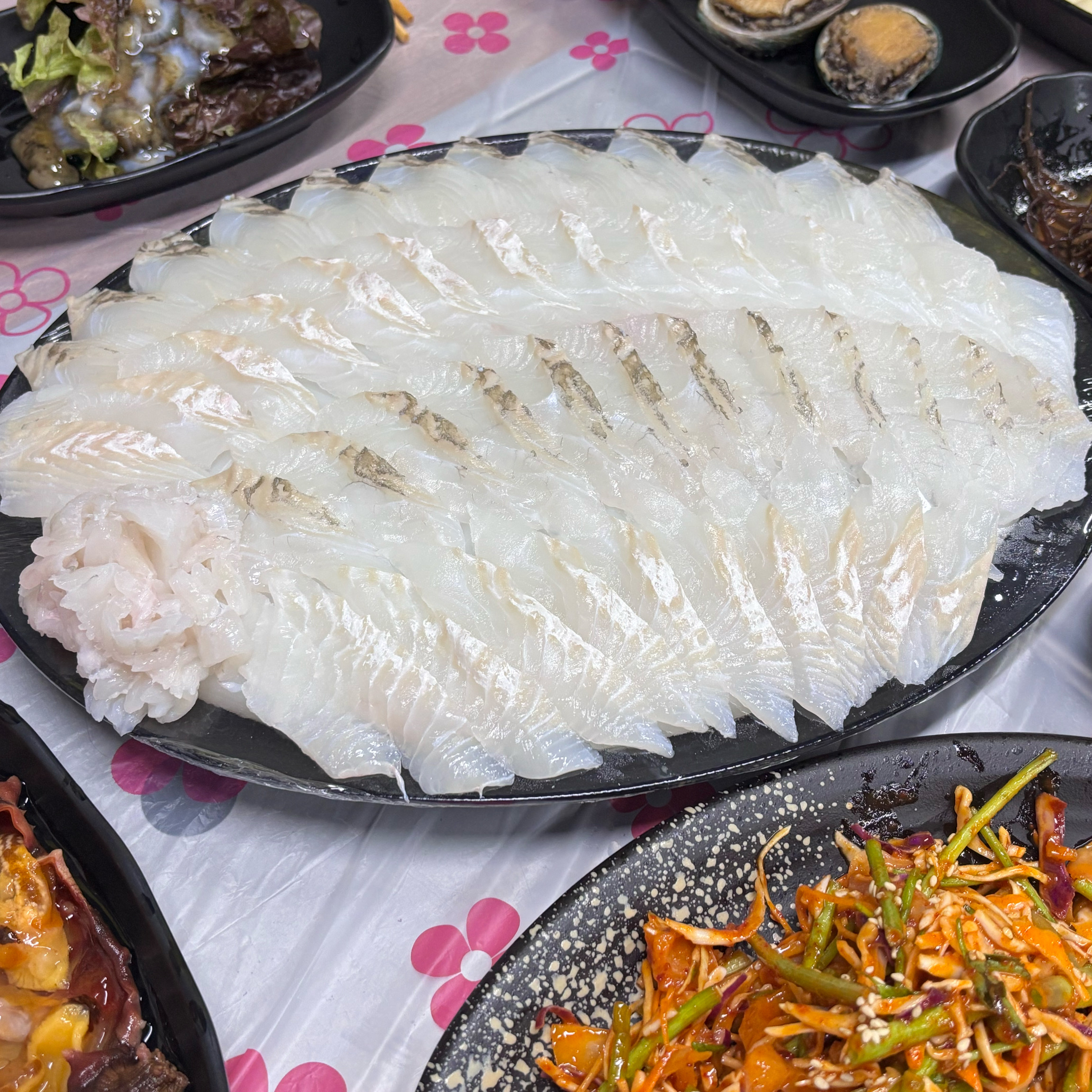 할머니랑 엄마랑 정말오랜만에 나들이 나갔어요 - 제부도 맛집 해성호