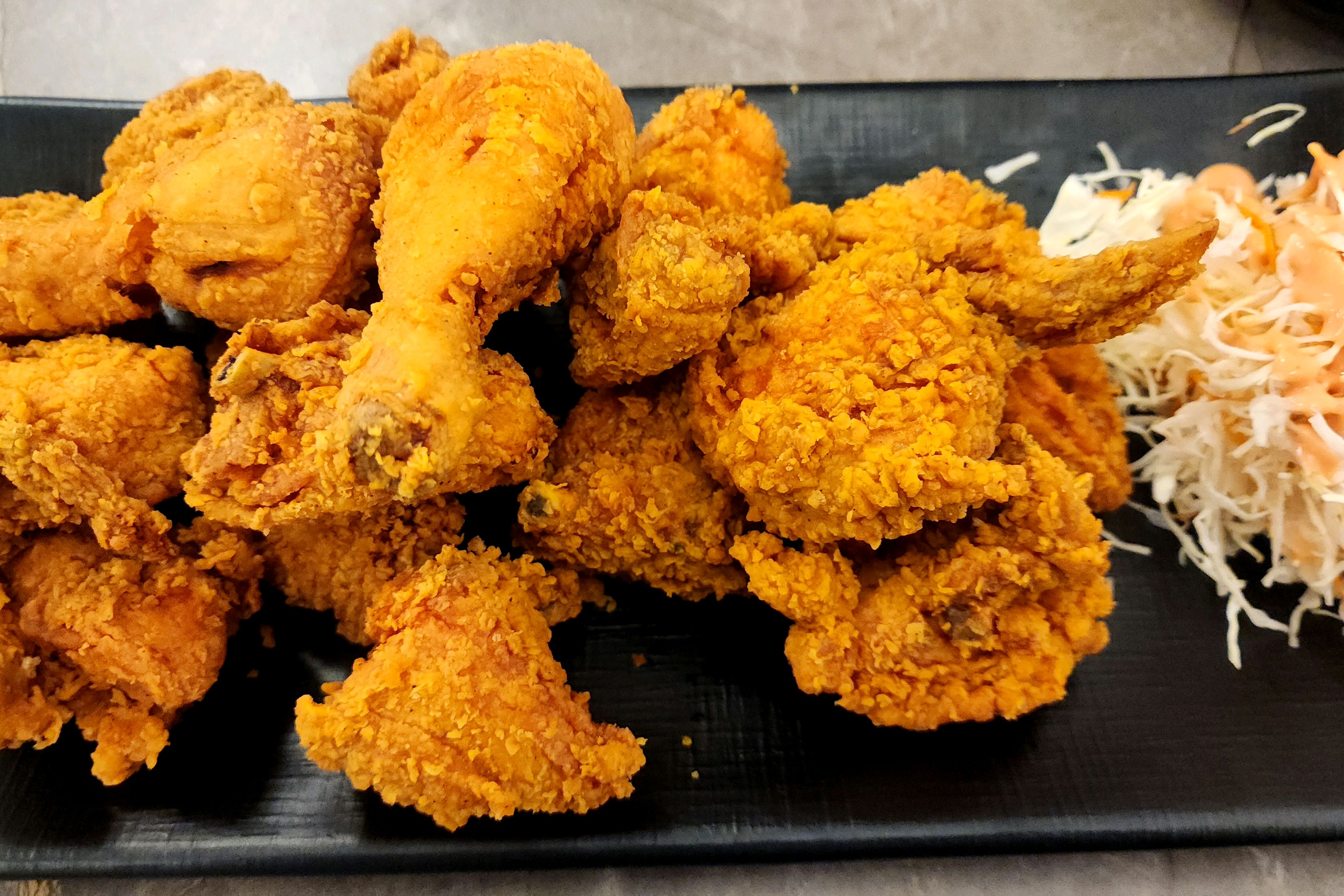 와우~~치킨도 먹고싶고, 중식도 먹고싶다. - 부산역 맛집 하반장짬뽕 오늘도난닭치킨