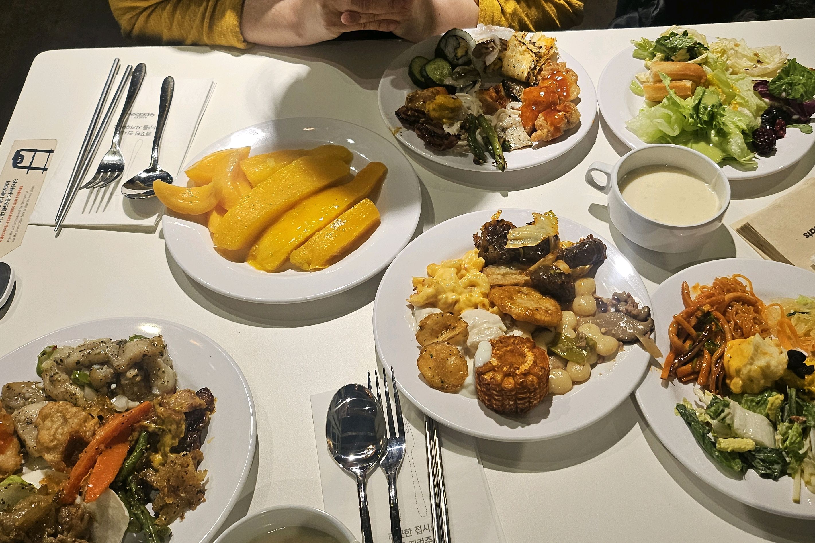 오늘도 맛있게 먹고 옴 ㅋ - 발산역 맛집 애슐리퀸즈 NC 강서점