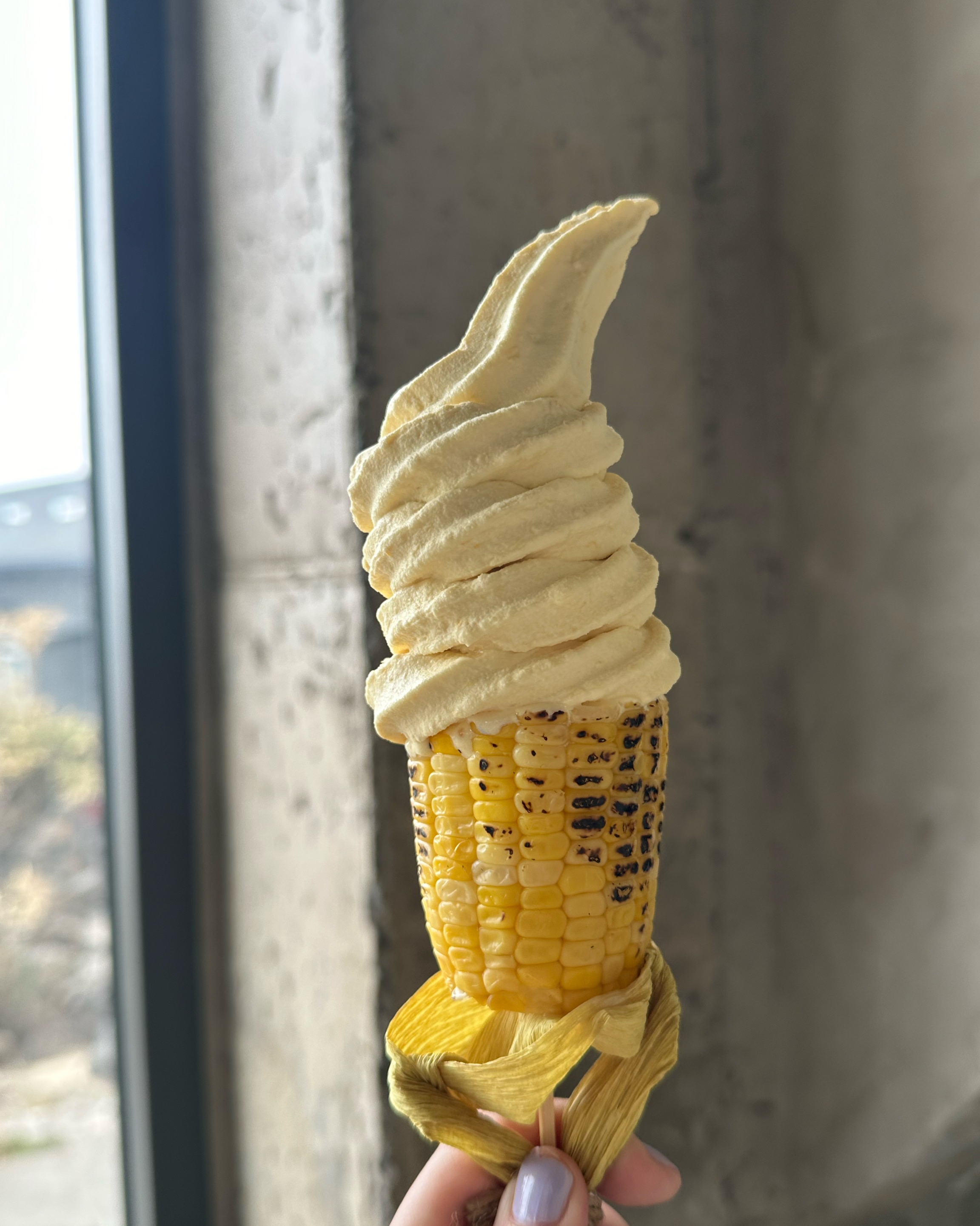 아이스크림에 옥수수수 알갱이가 알알이 씹힌달까요.. - 제주 맛집 점점