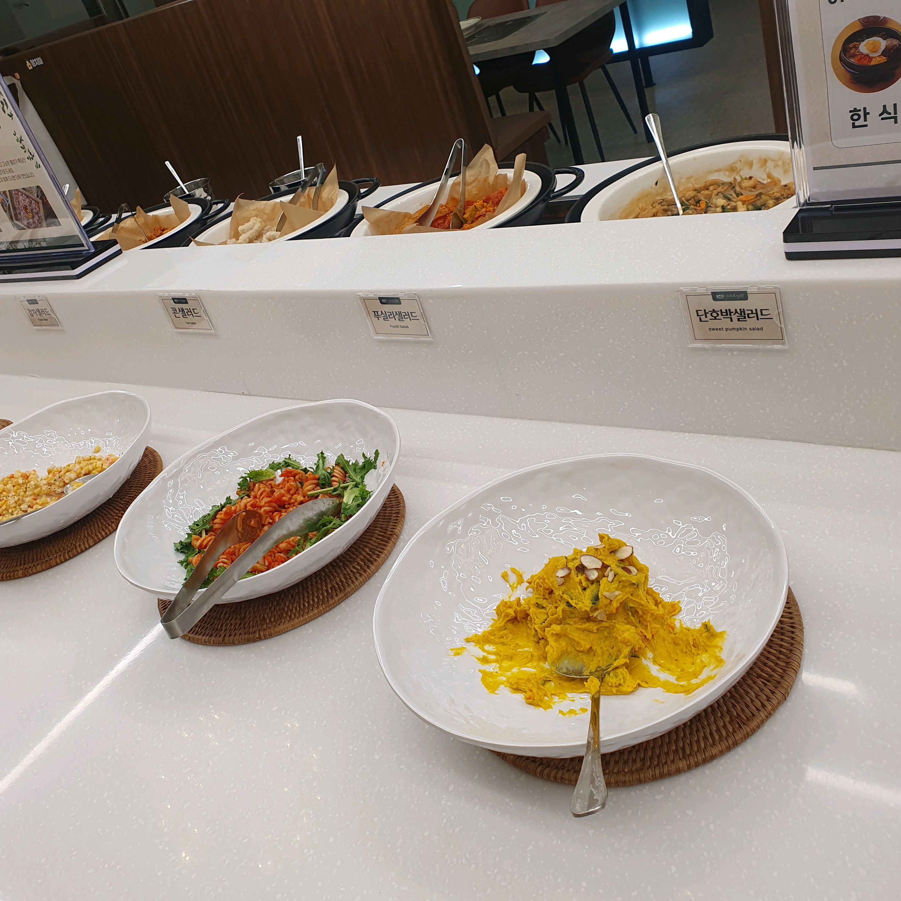 편백찜에 편백향이 너무 좋았어요~ 고기 질도 좋고 야채도 너무 신선해서 맛있게 잘 먹고왔어