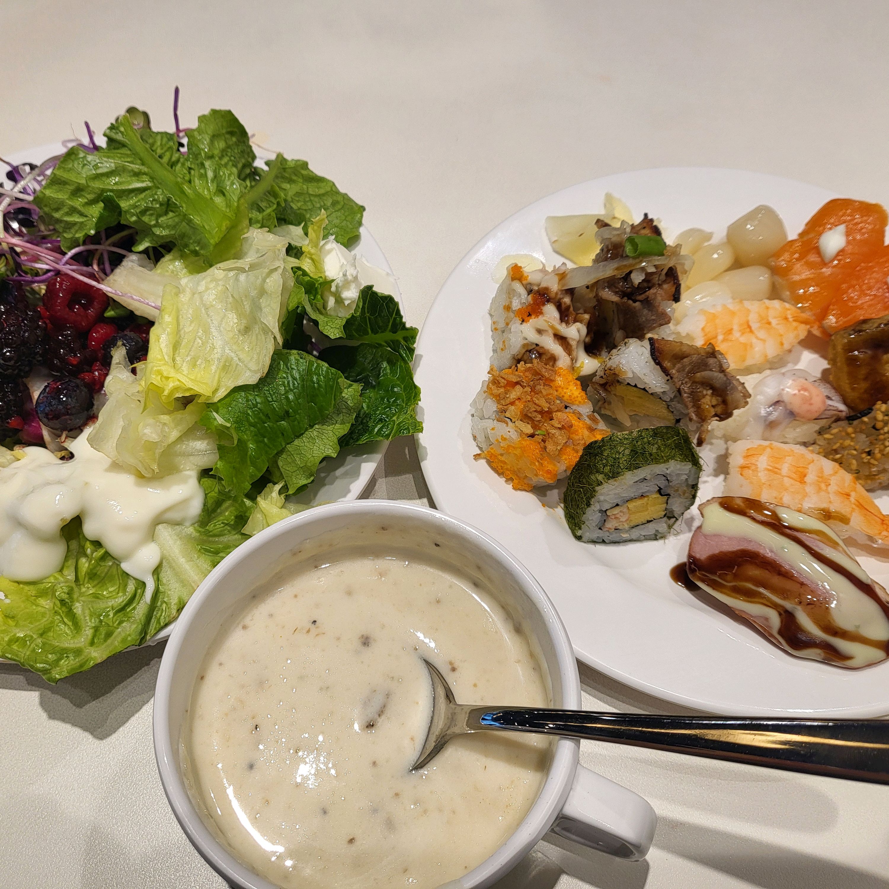 가성비 먹기 좋아요. 평일이라 주말보다 저렴한 가격에 잘먹었어요! - 월계 이마트 맛집 애슐리퀸즈 이마트 월계점