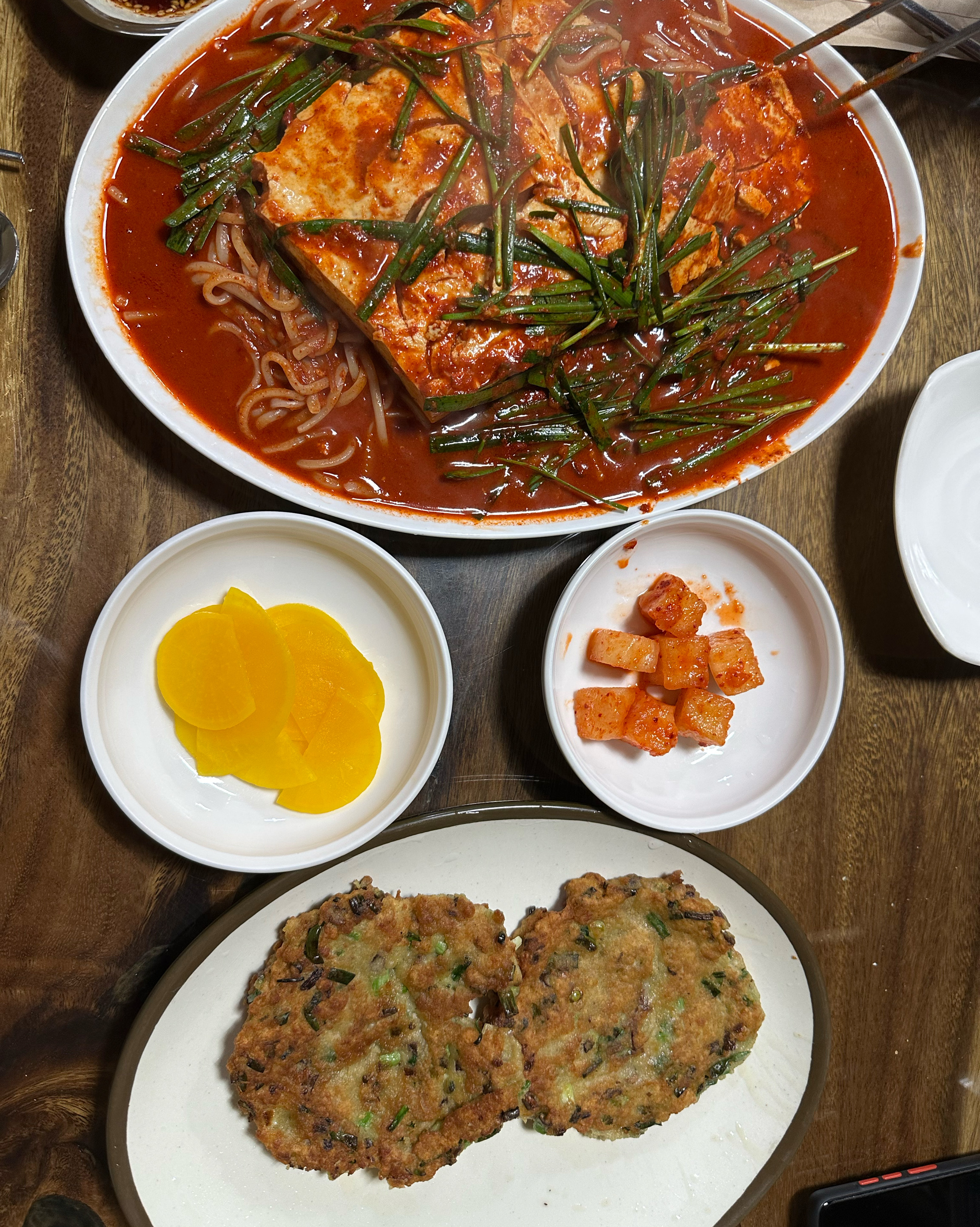 주막느낌 폴폴나는 곳에서 맛있는 식사하고갑니다. - 대전 맛집 별난집