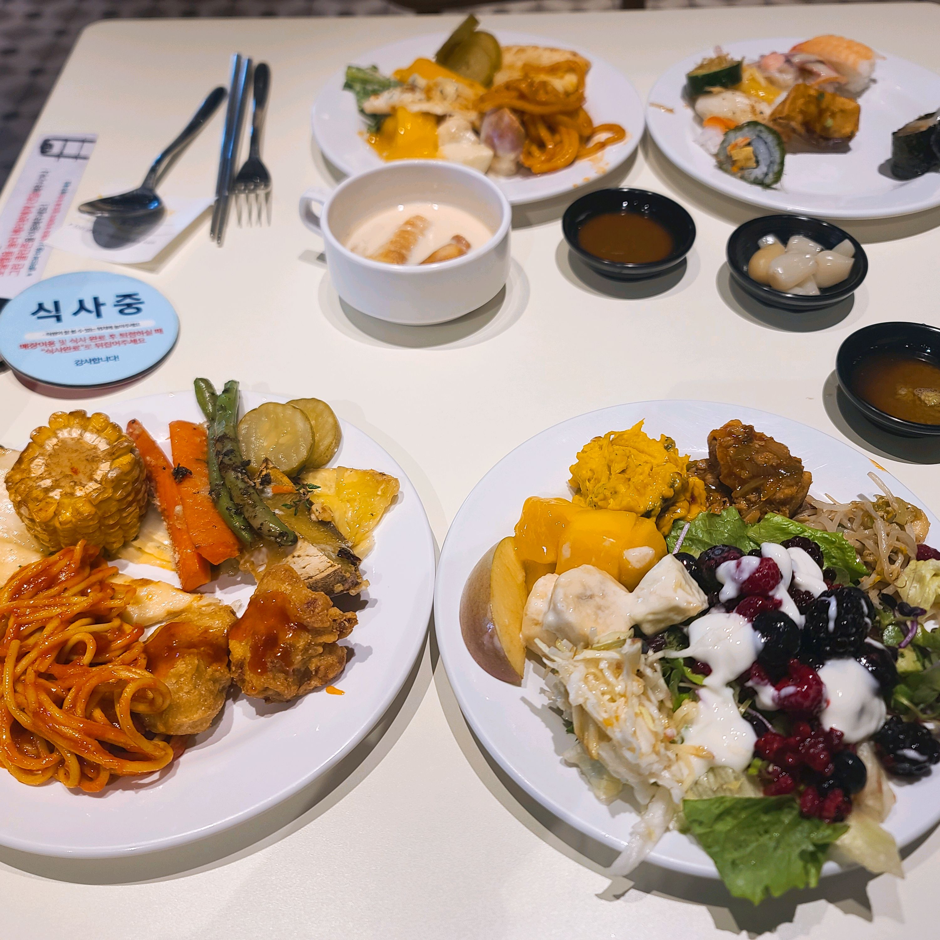애슐리는 평일 런치가 가격대비 넘 괜찮네요 - 기장 맛집 애슐리퀸즈 롯데아울렛 동부산점
