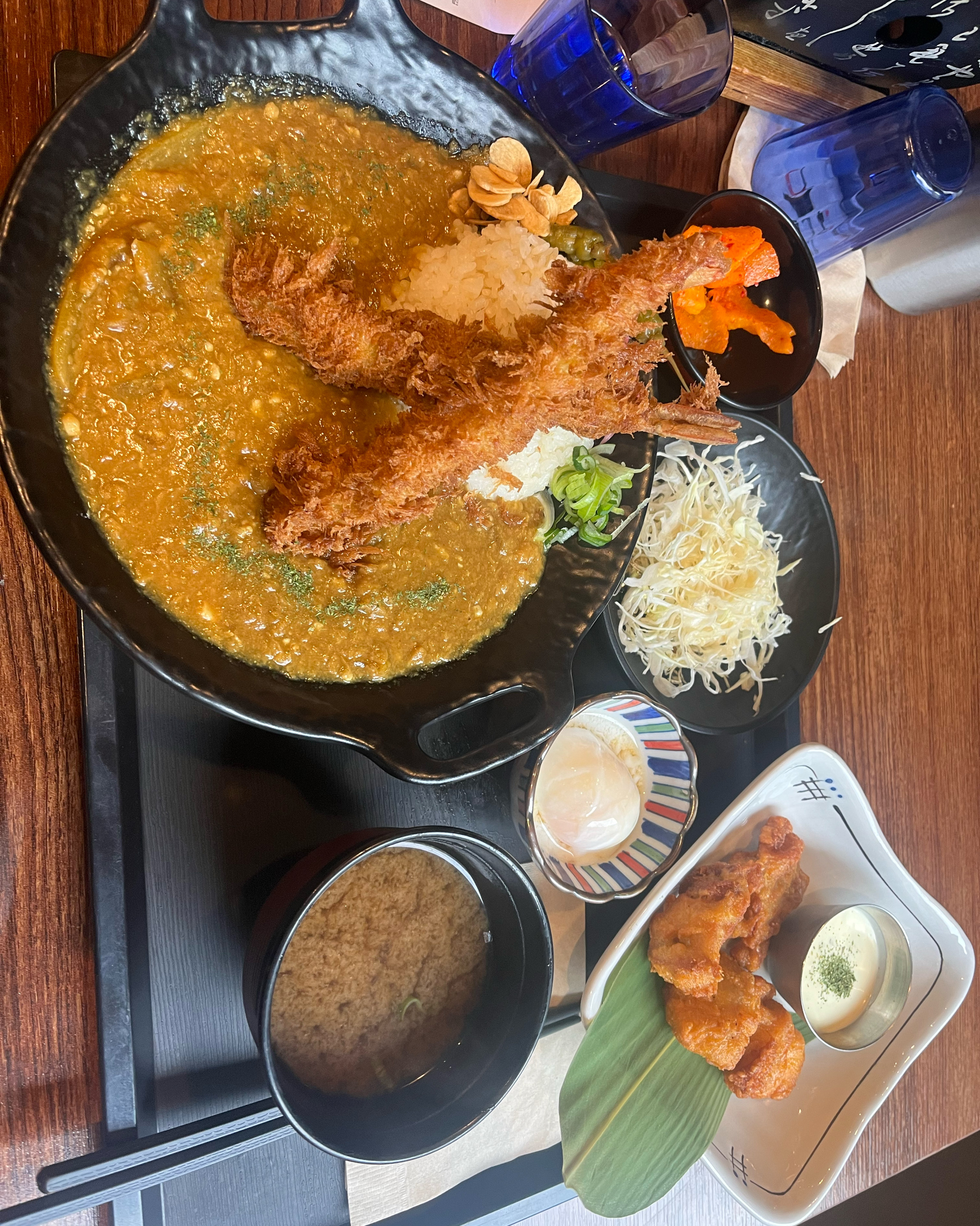 카레집 찾다가 찾은 곳인데 양이 진짜 어마무시하게 많아요! 근데 맛도 좋아요! 메뉴 구성이