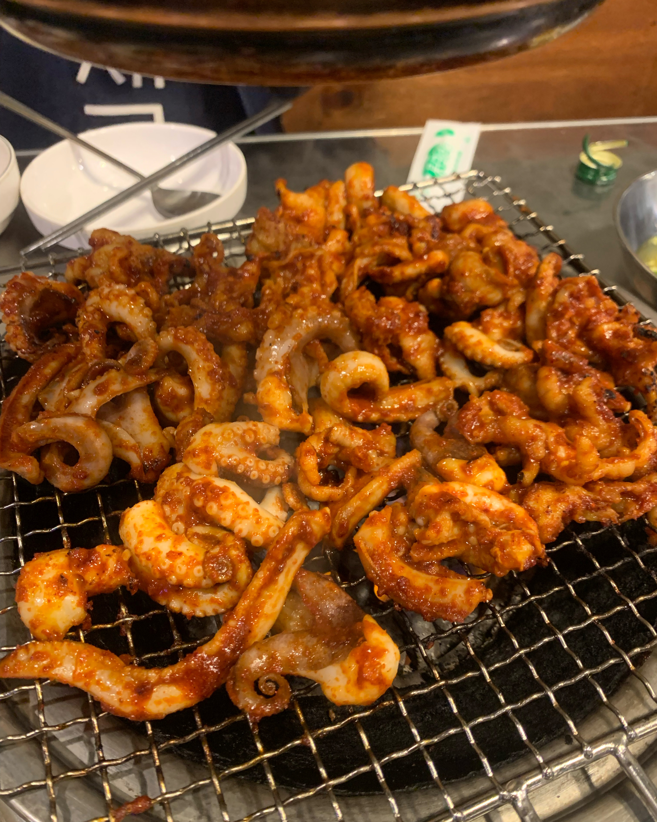 이제야 온게 후회되네요ㅠㅠ 진작 이런데가ㅜ있는줄 알았으면 친구 200명 데리고와서 소주 뿌
