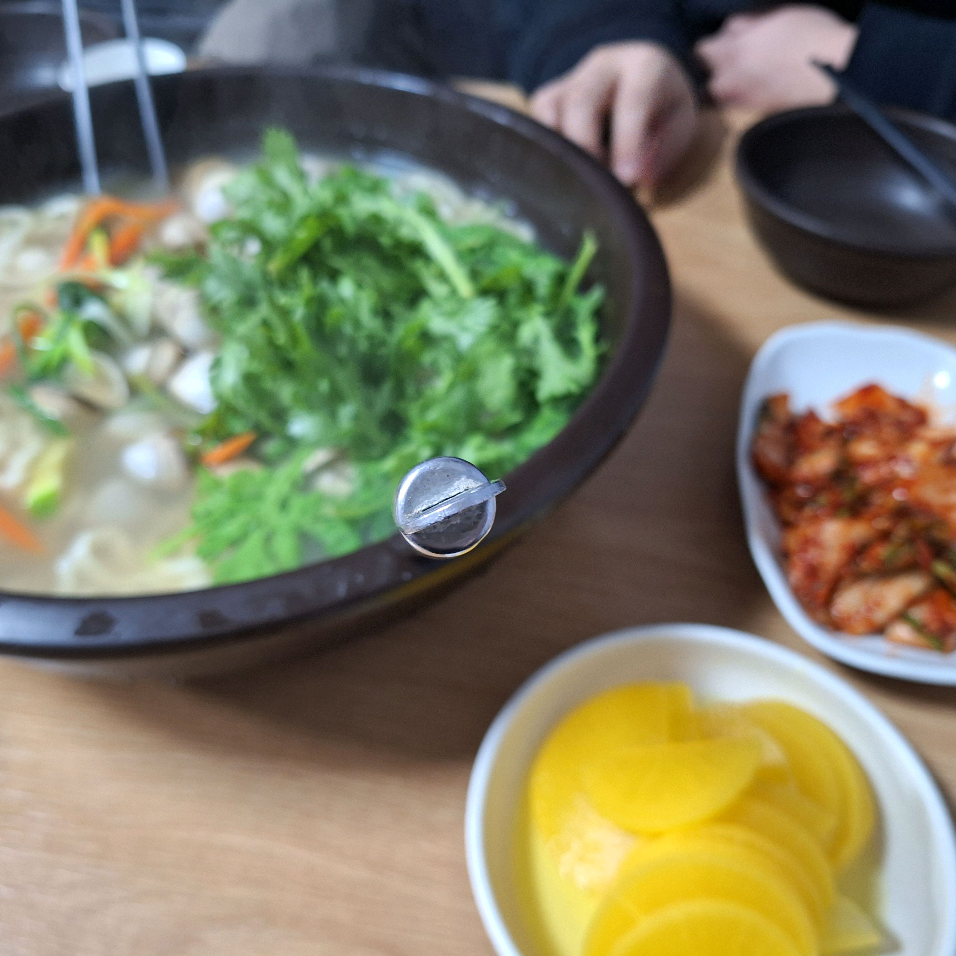 뜨끈하고 쫄깃한 면으로 시원하게 잘 먹었습니다^^ - 대전 맛집 신선 칼국수