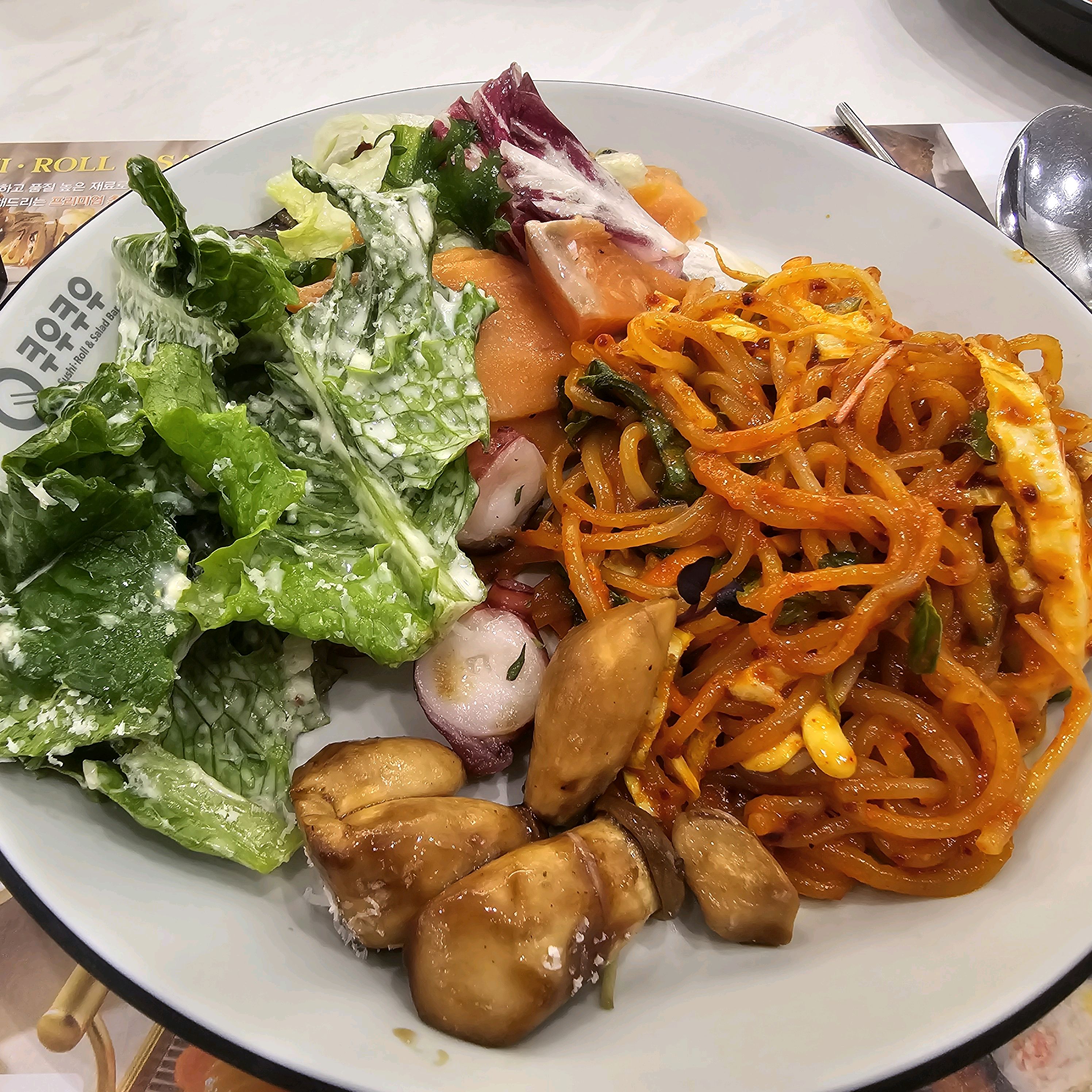 디저트가 종류가 많아져서 두배로 행복을 느끼며 딸과함께 맛있게 먹었습니다 ~^^ - 천안 불당동 맛집 추천 쿠우쿠우 천안불당점
