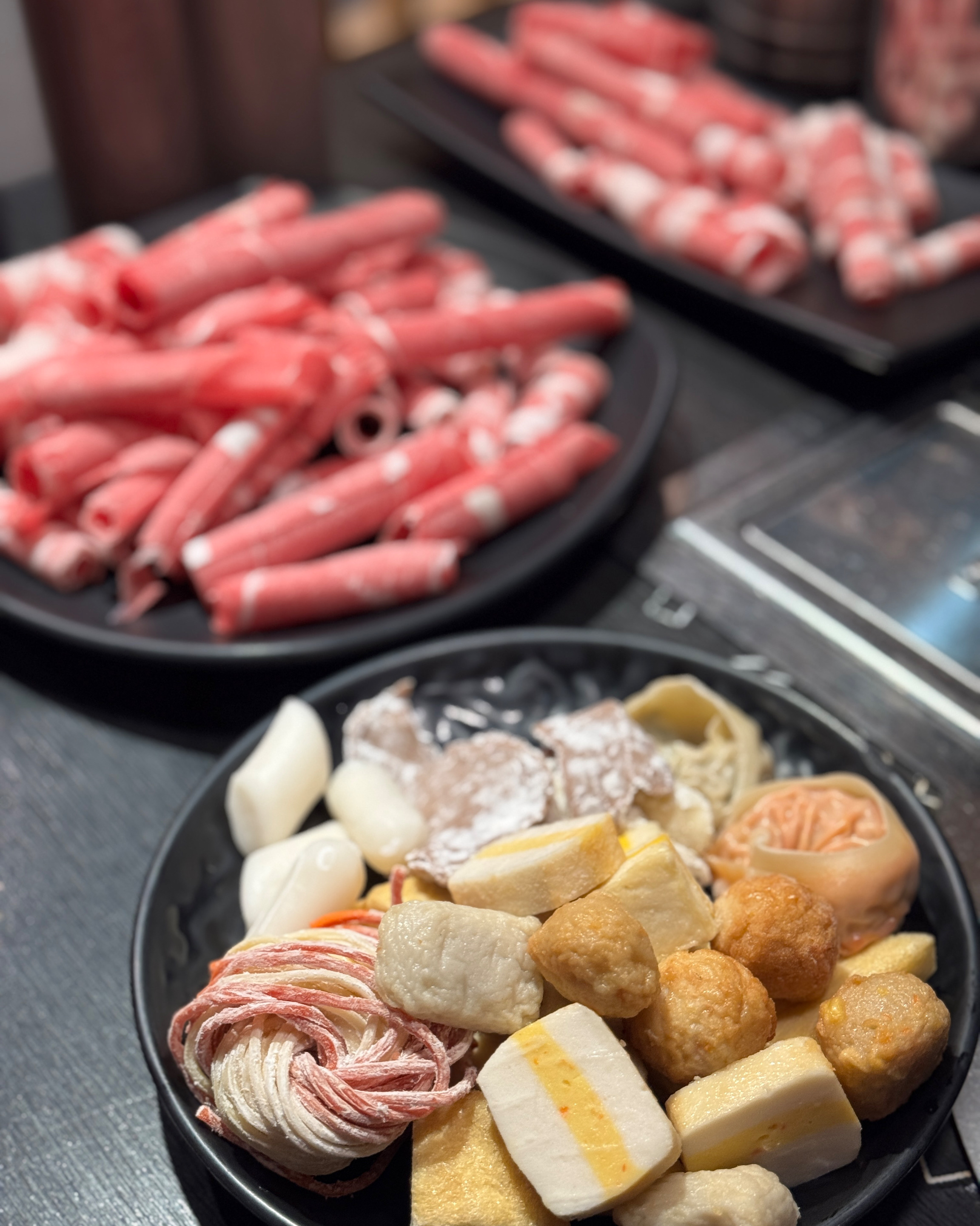 벌써 두번이나 갔는데 네이버예약하고 가니 고기1인분도 추가해주시네요! 너무 맛있게 먹고 왔